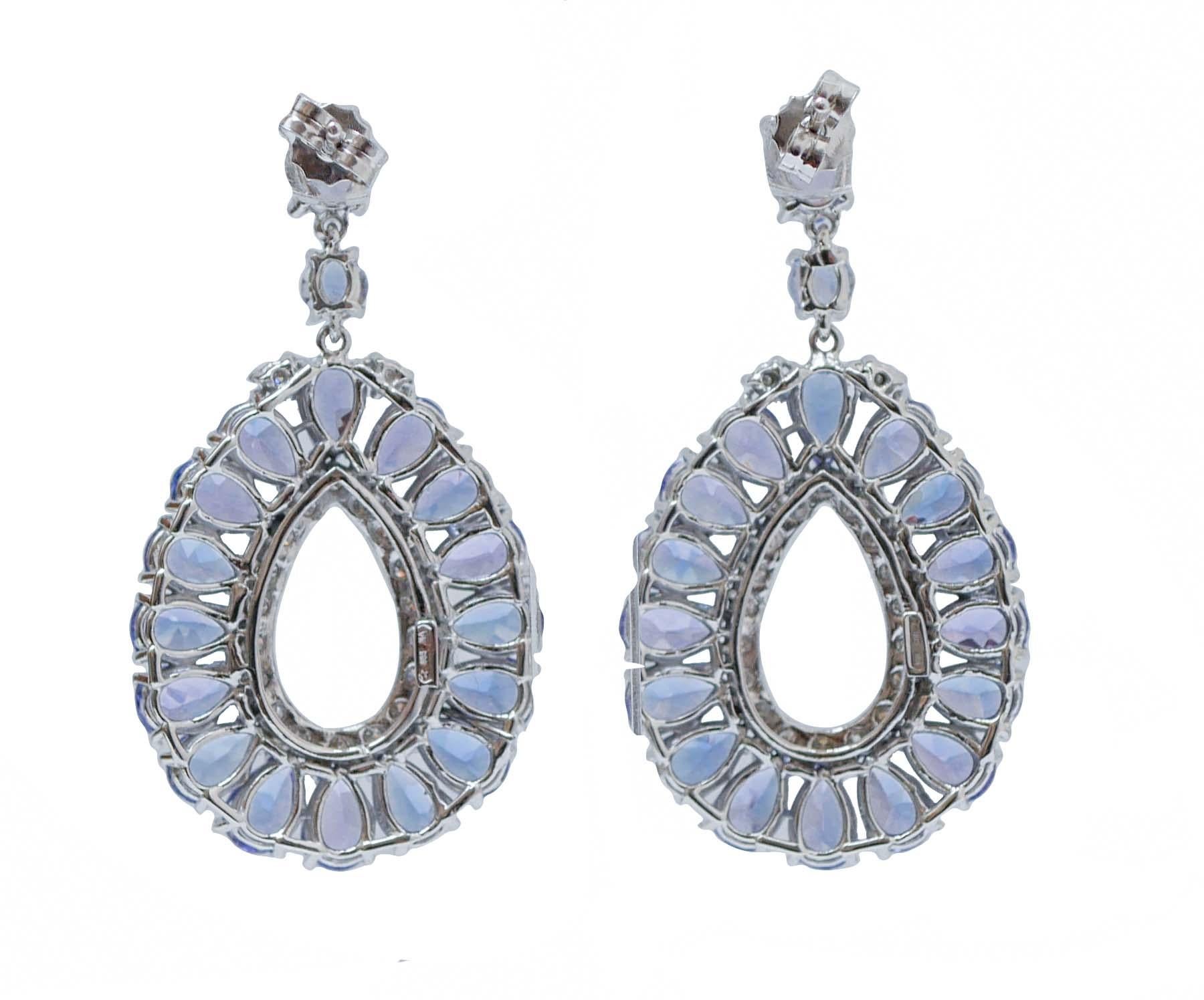 Retro Tanzanite, Diamonds, 14 Karat White Gold Dangle Earrings. For Sale