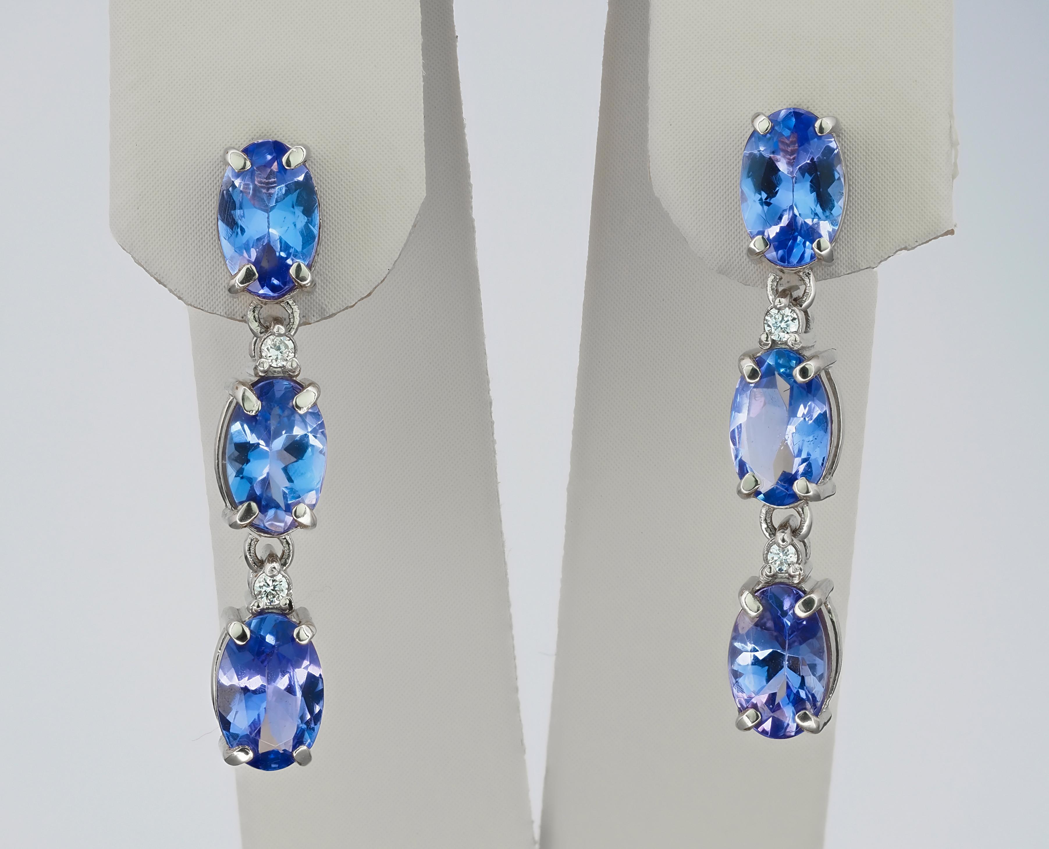 Tanzanite, diamonds 14k gold earrings studs For Sale 1