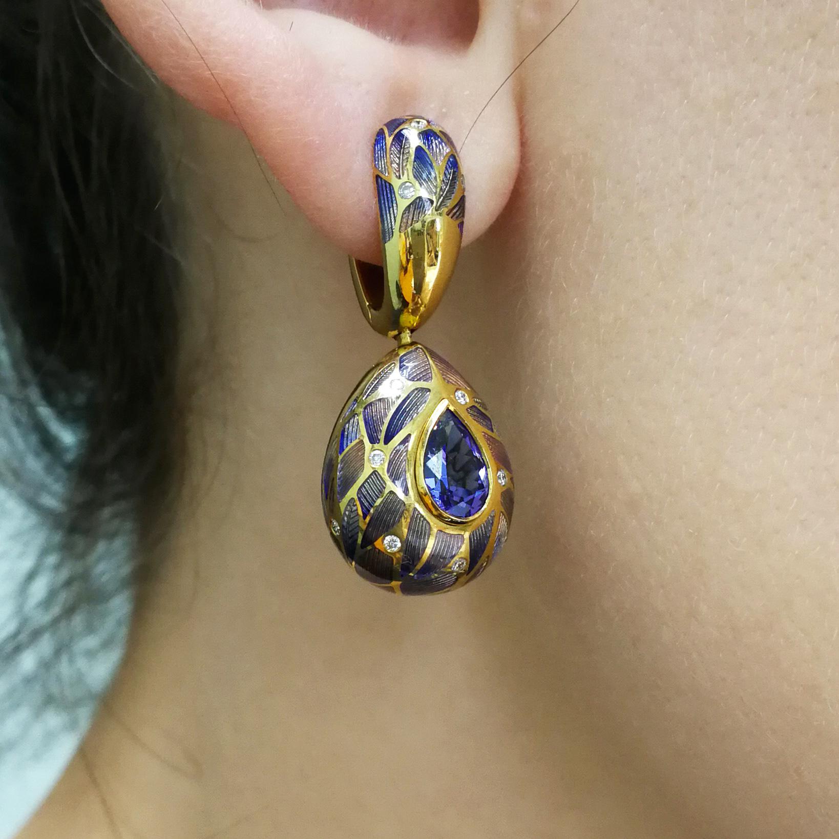 Tanzanite Diamonds 18 Karat Yellow Gold Four Seasons Suite 4