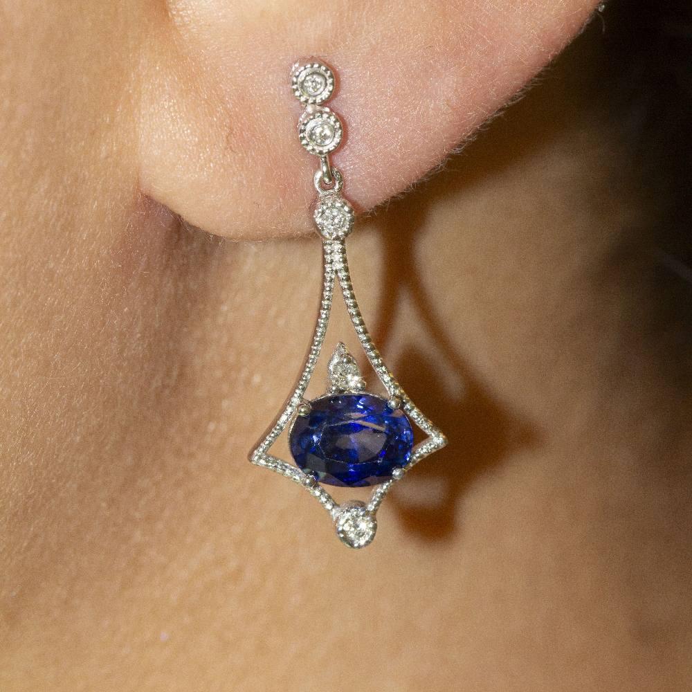 TANZANITE Earrings in Gold and Diamonds For Sale 1