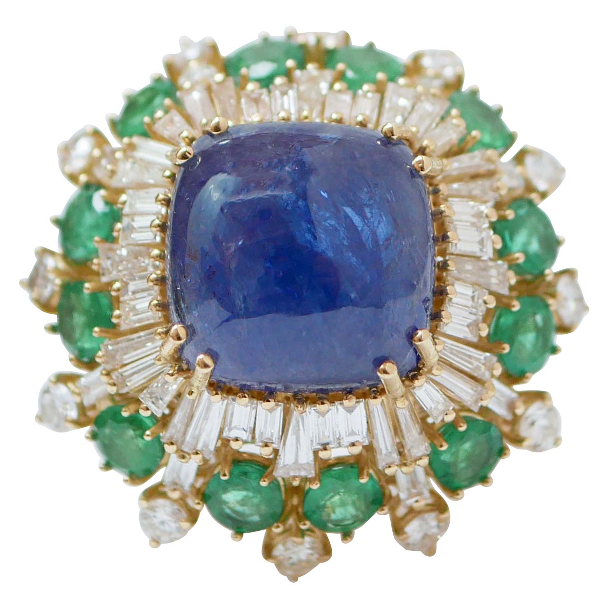 Bague en or jaune 18 carats, tanzanite, émeraudes, diamants en vente