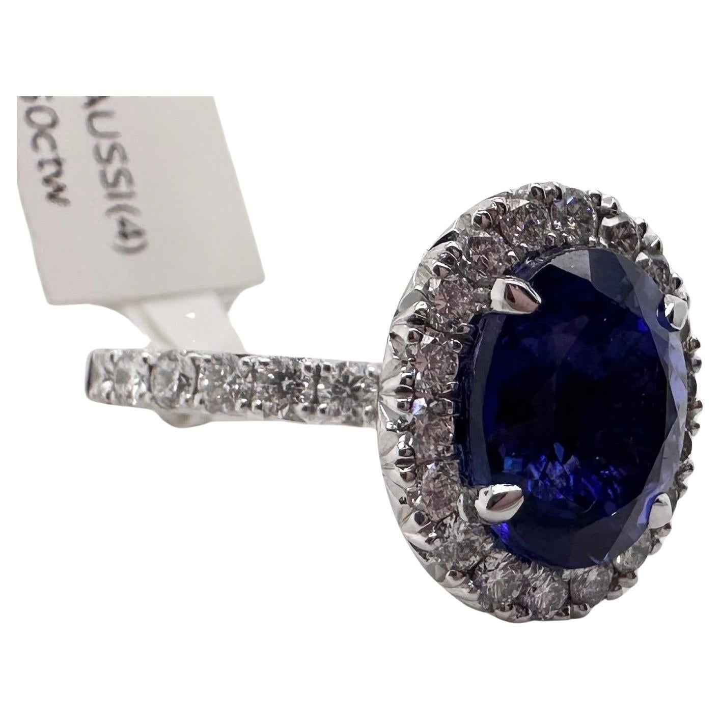 Oval Cut Tanzanite engagement ring in 14KT white gold For Sale