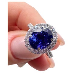 Bague de fiançailles en or blanc 14 carats avec tanzanite