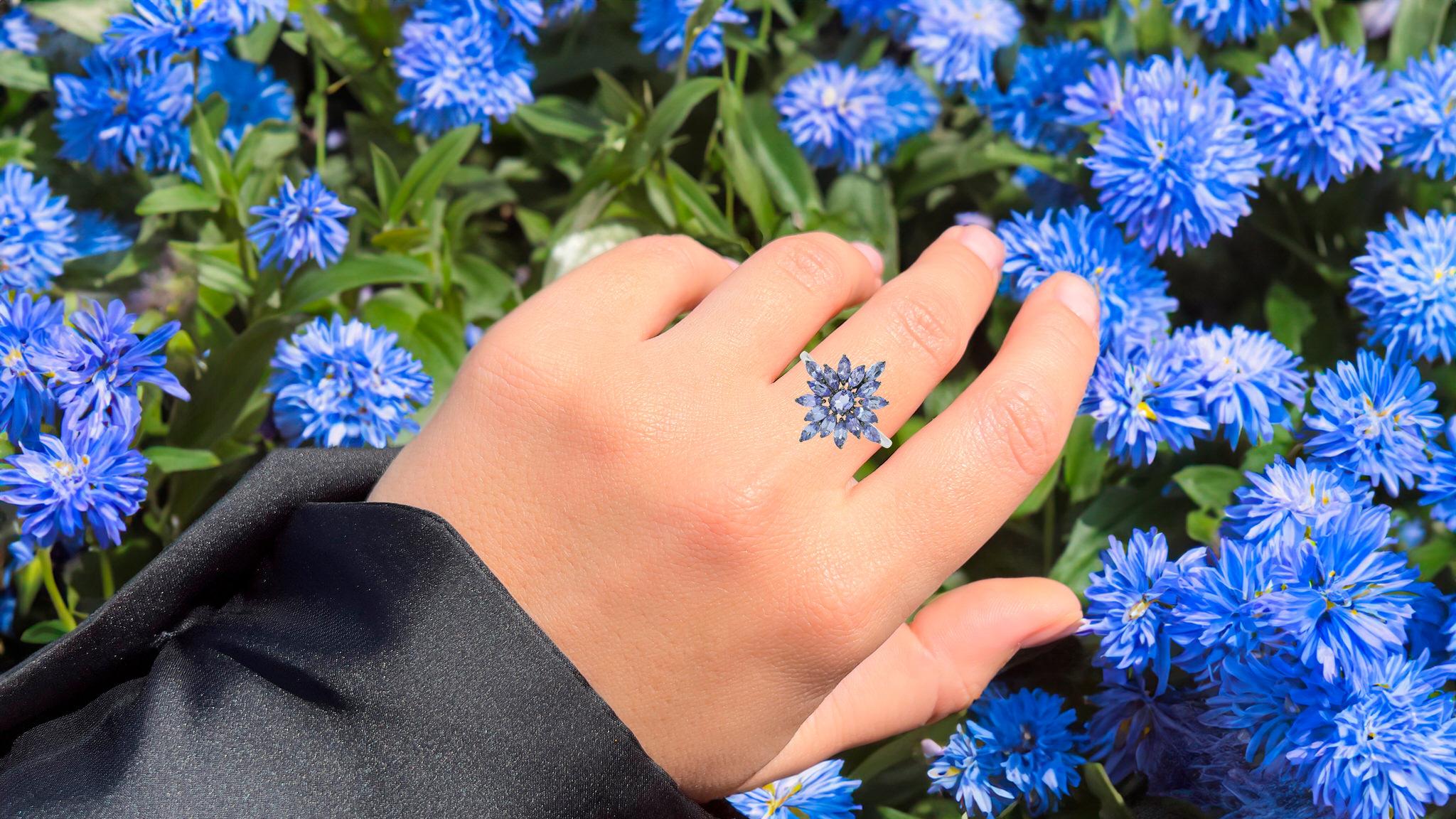 Mixed Cut Tanzanite Flower Ring 1.63 Carats For Sale