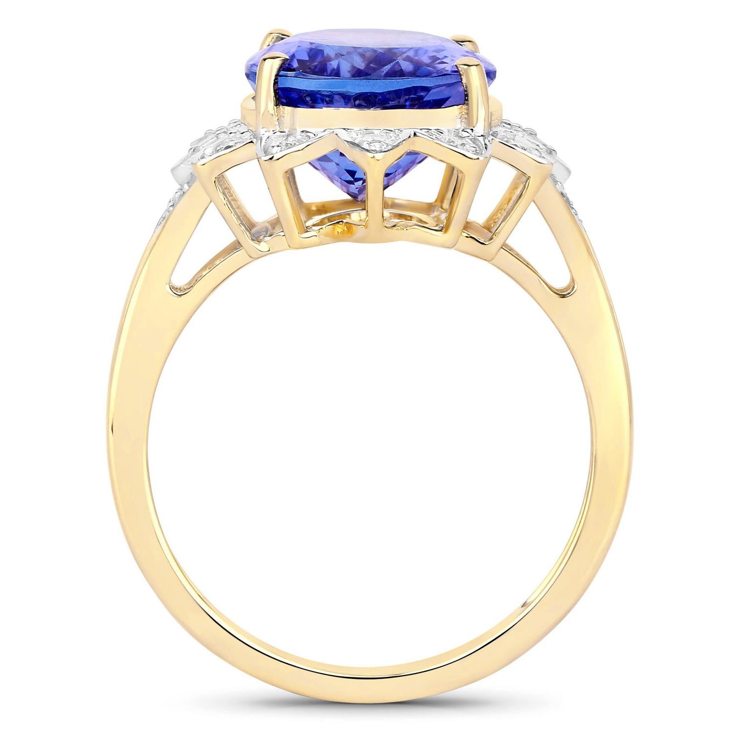 Tanzanite Flower Ring With Diamonds 5.62 Carats 14K Yellow Gold In Excellent Condition For Sale In Aliso Viejo, CA