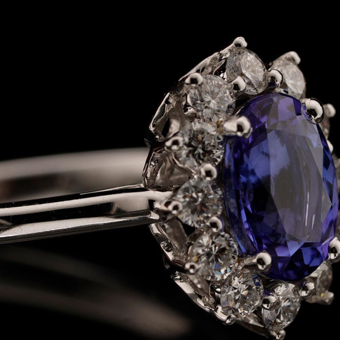 Tanzanite Halo Ring In New Condition For Sale In New York, NY