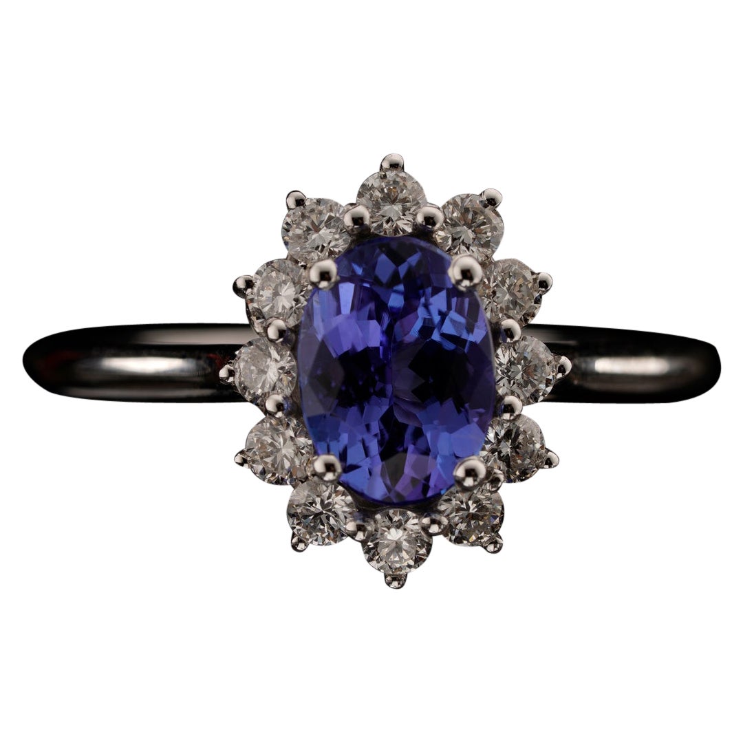 Anillo halo de tanzanita en venta