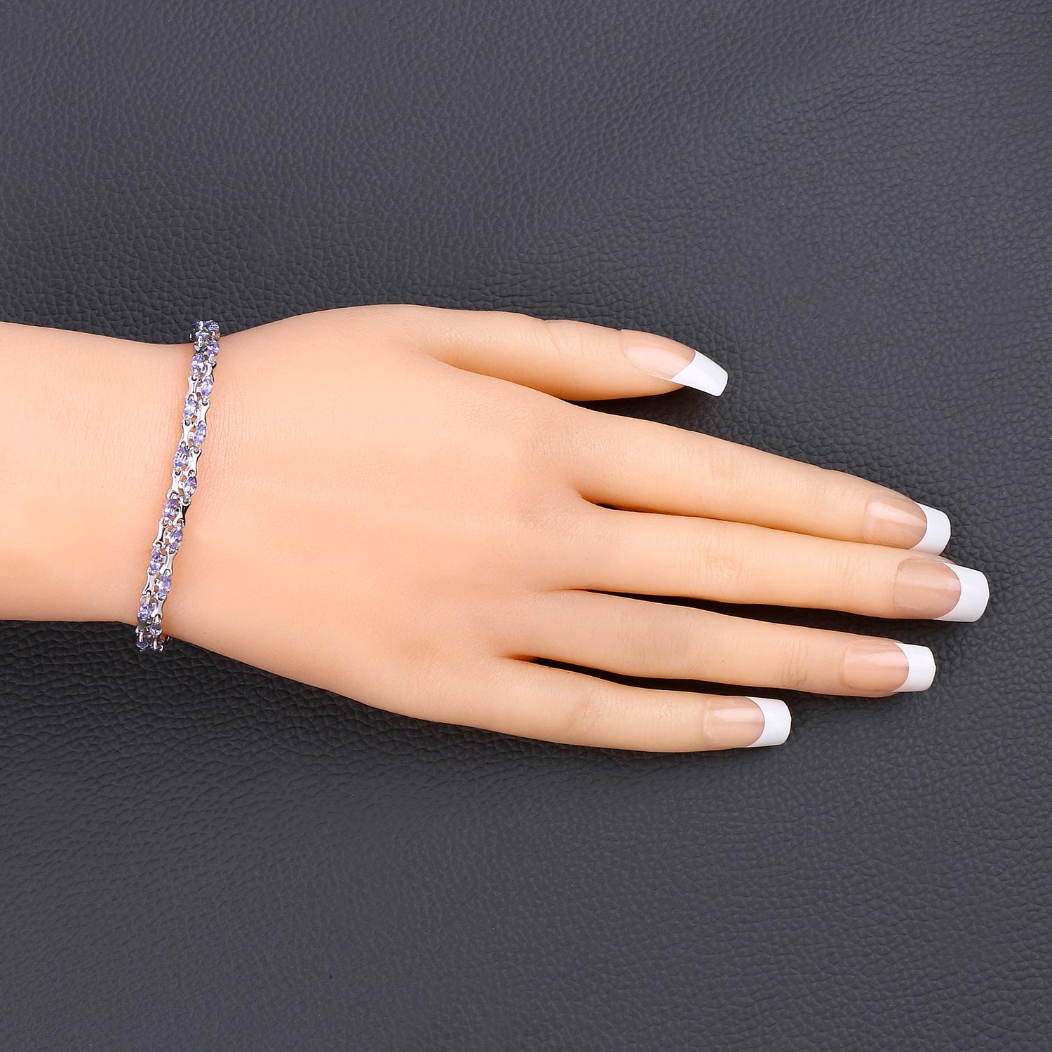 Contemporaneo Bracciale A Link con tanzanite taglio marquise 3,19 carati A. Silver in vendita