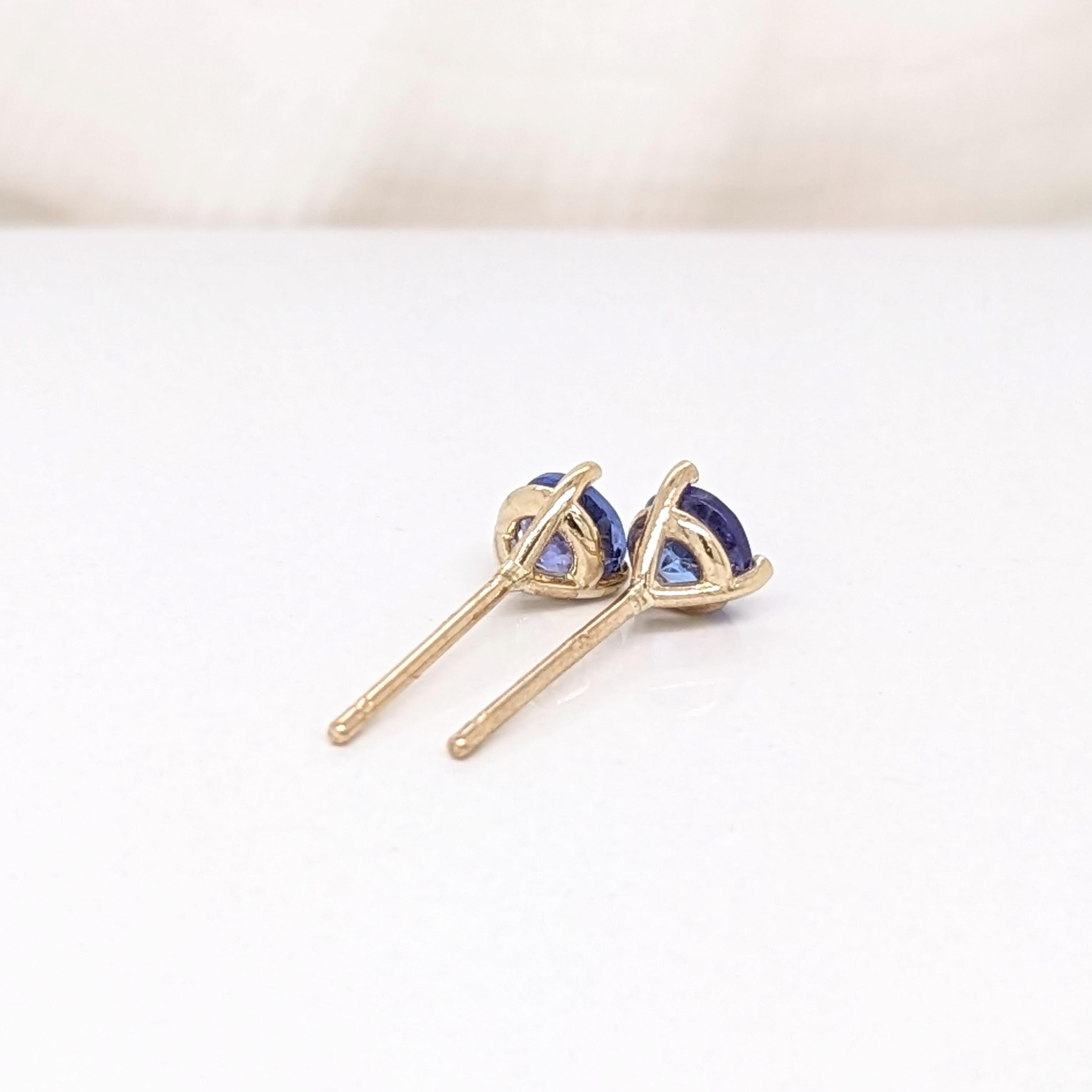 Tanzanite Martini Stud Earrings in Solid 14K Gold Round 4mm In New Condition For Sale In Columbus, OH