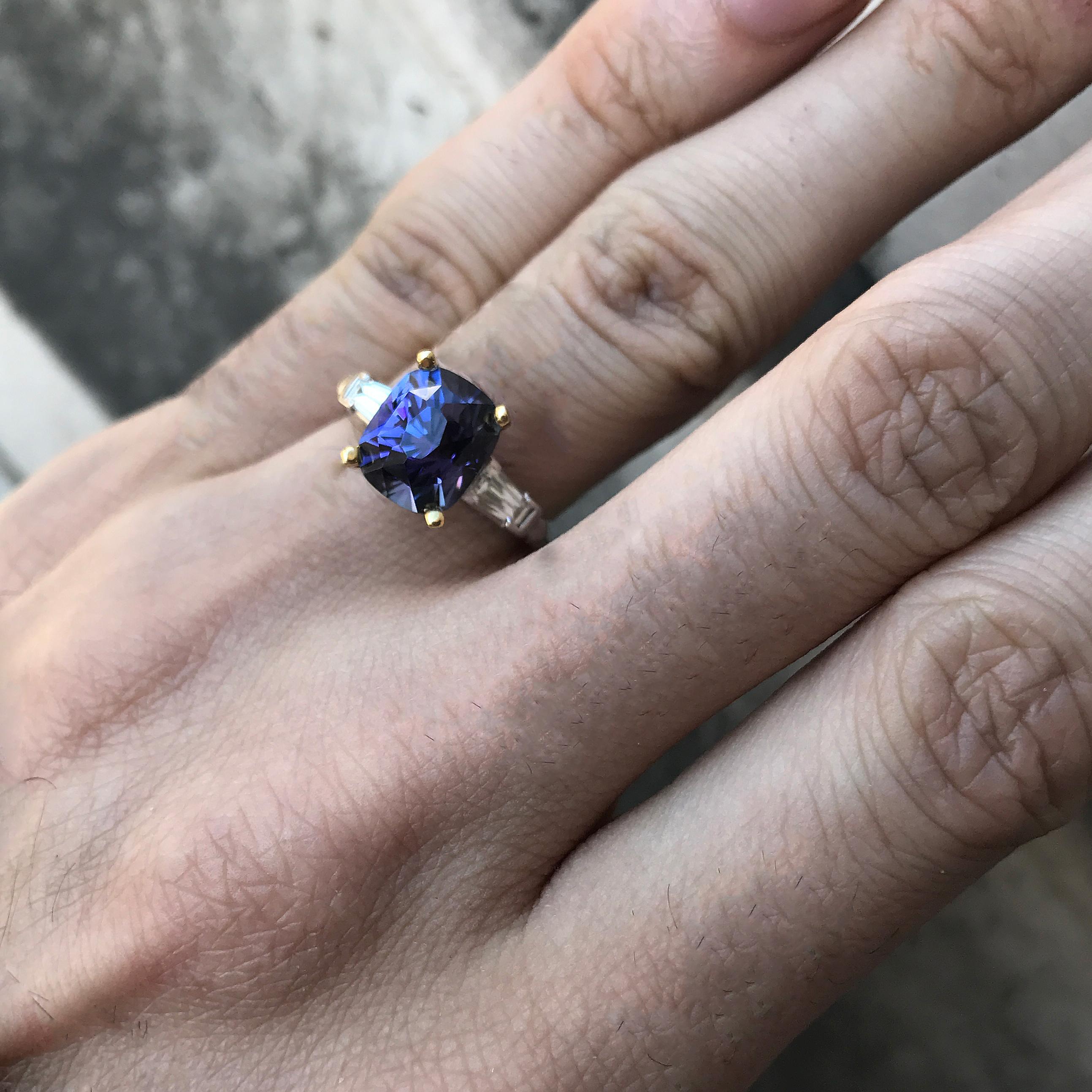 Modern Tanzanite Natural 4.30 Carat Cocktail Ring Vivid Blueish Purple, Block D
