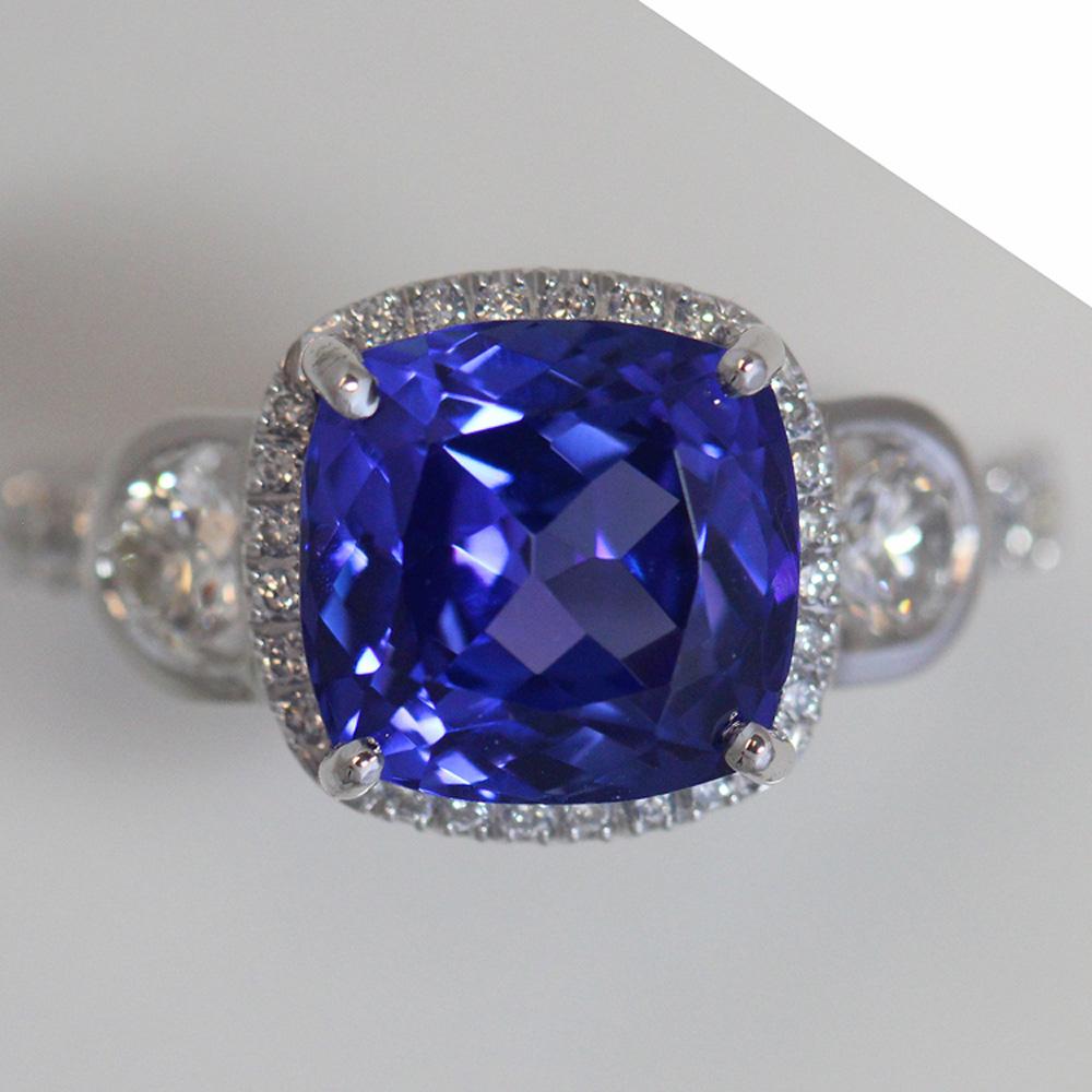 Ring kann auf Bestellung gemacht werden müssen, je nach Fingergröße, bitte erlauben Sie 3 bis 6 Wochen, aber wenn Sie einen früheren Liefertermin benötigt lassen Sie es uns wissen und wir werden sehen, ob wir Ihnen entgegenkommen