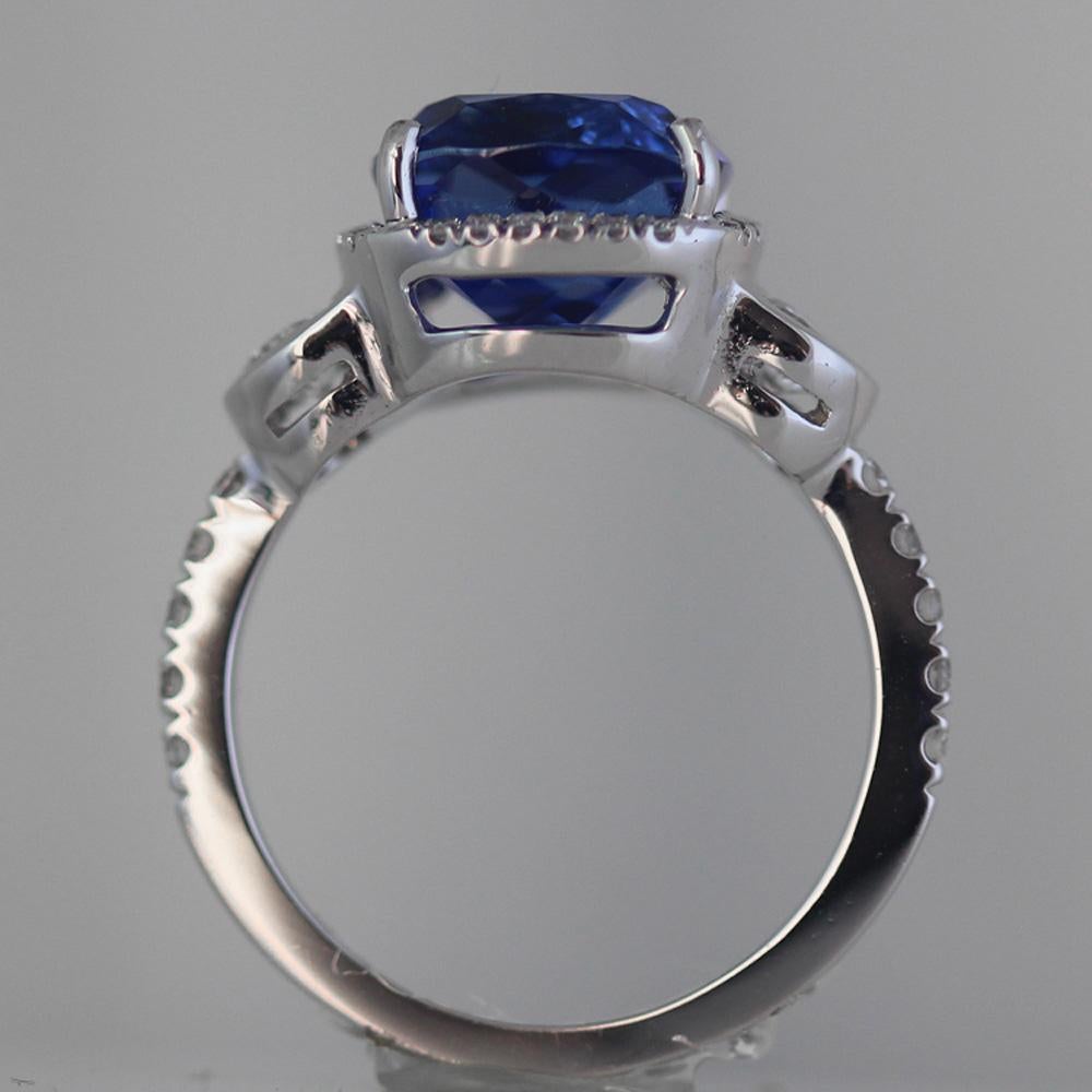 Tansanit Natürlich 5,25 Karat Big Ring Lebendiges Blau-Lila, Block D, GIA (Kissenschliff) im Angebot