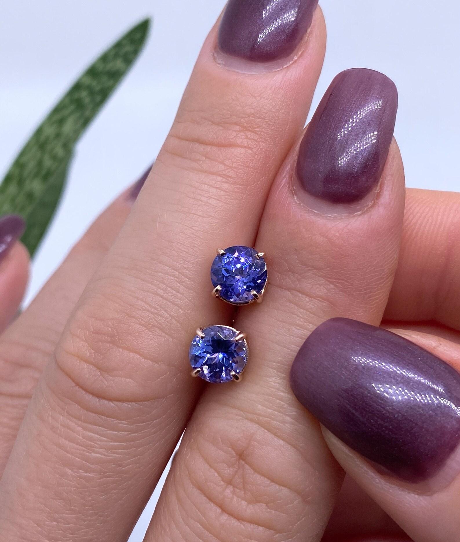 Tanzanite natural gemstone Stud Earrings, 14 Karat Rose Gold, certified For Sale 3