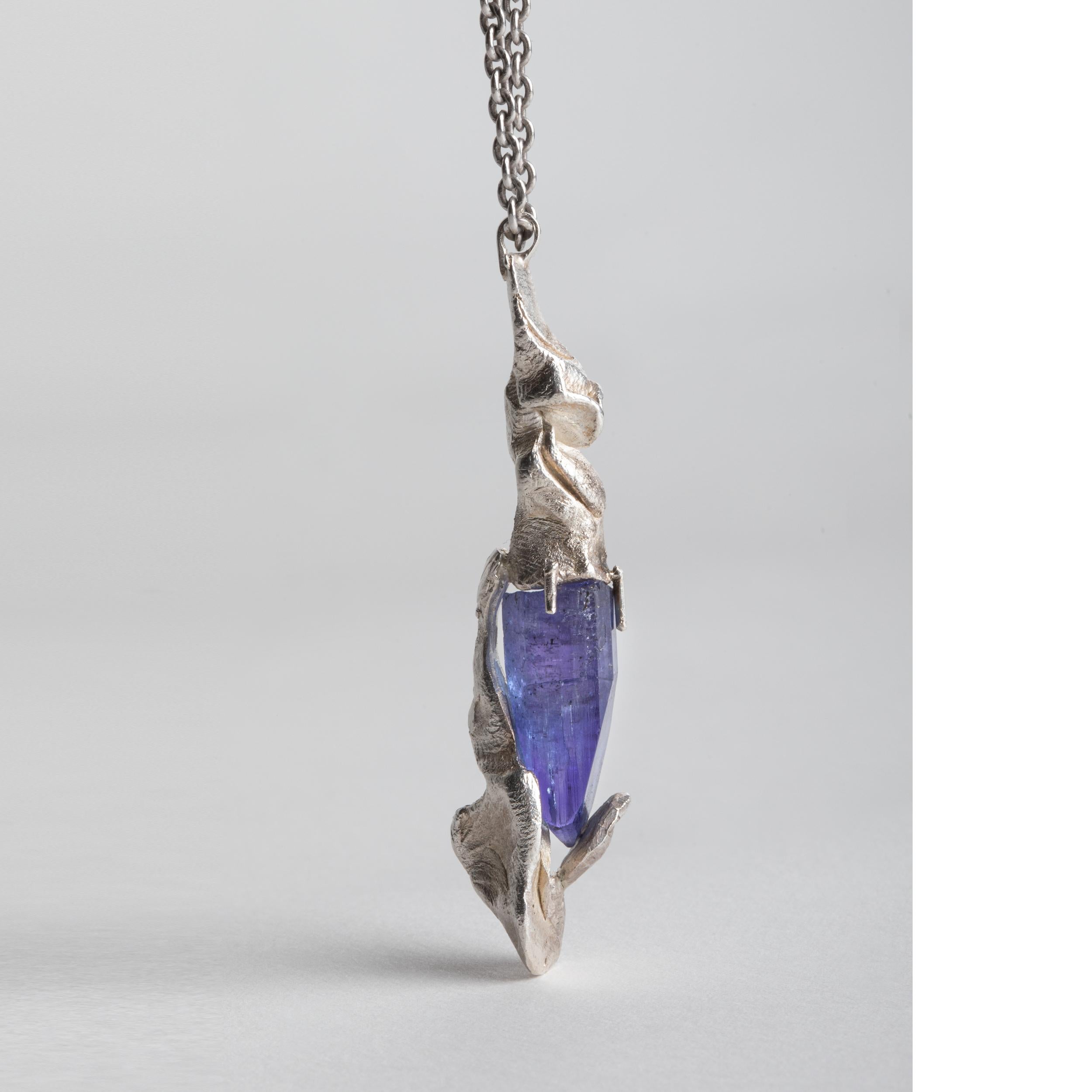 Embirikos Tanzanite Observer in Sterling Silver with Tanzanite Crystal In New Condition For Sale In Brooklyn, NY