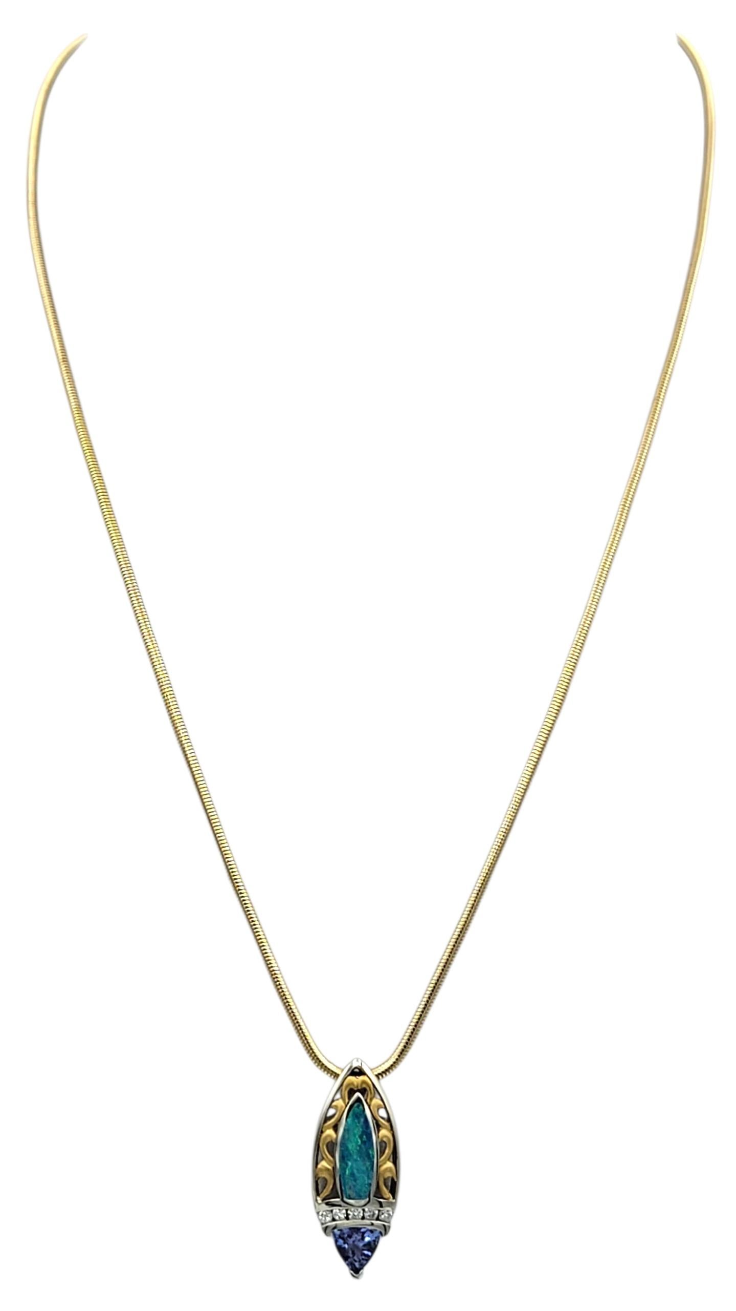 Marquise Anhänger-Halskette aus zweifarbigem Gold mit Tansanit, Opal und Diamant (Zeitgenössisch) im Angebot