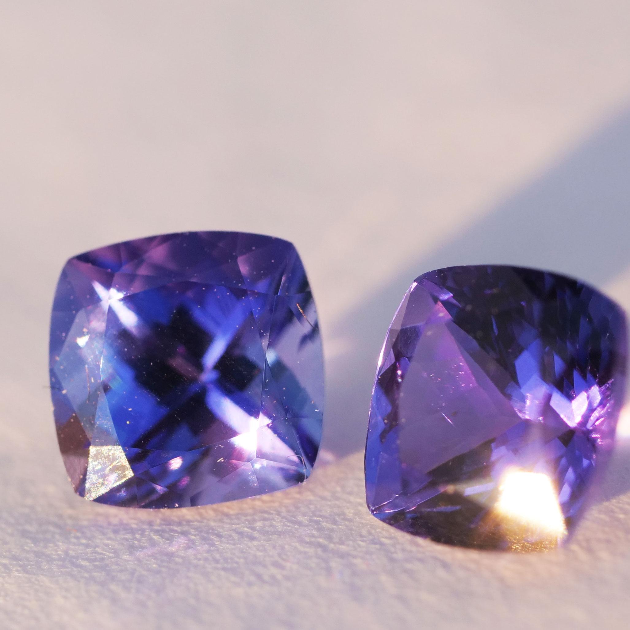 Tanzanite Pair Squares Total 3 Ct AAA+ Cut Very Good Create Earrings In New Condition In Viena, Viena
