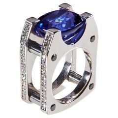 Tanzanite, Pavé Diamond Ring, 22.50 Carats