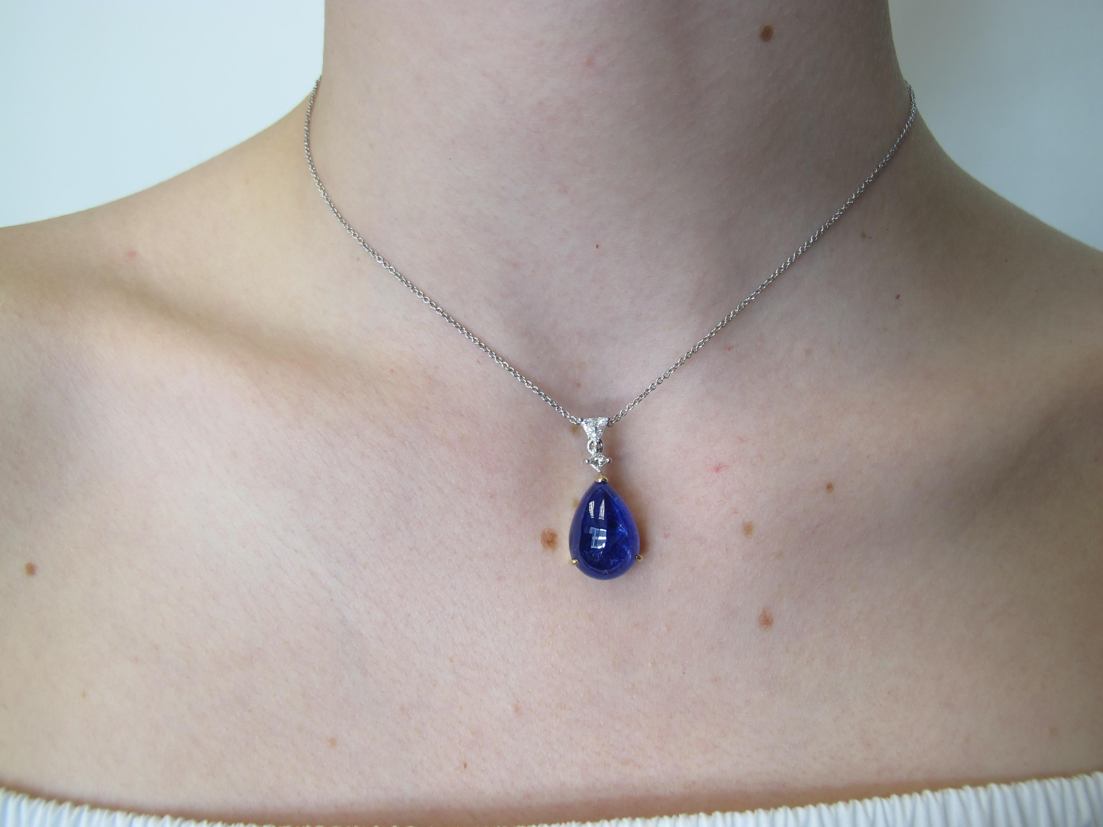 12 Carat Tanzanite Cabochon and Diamond Drop Necklace in Yellow and White Gold   For Sale 5