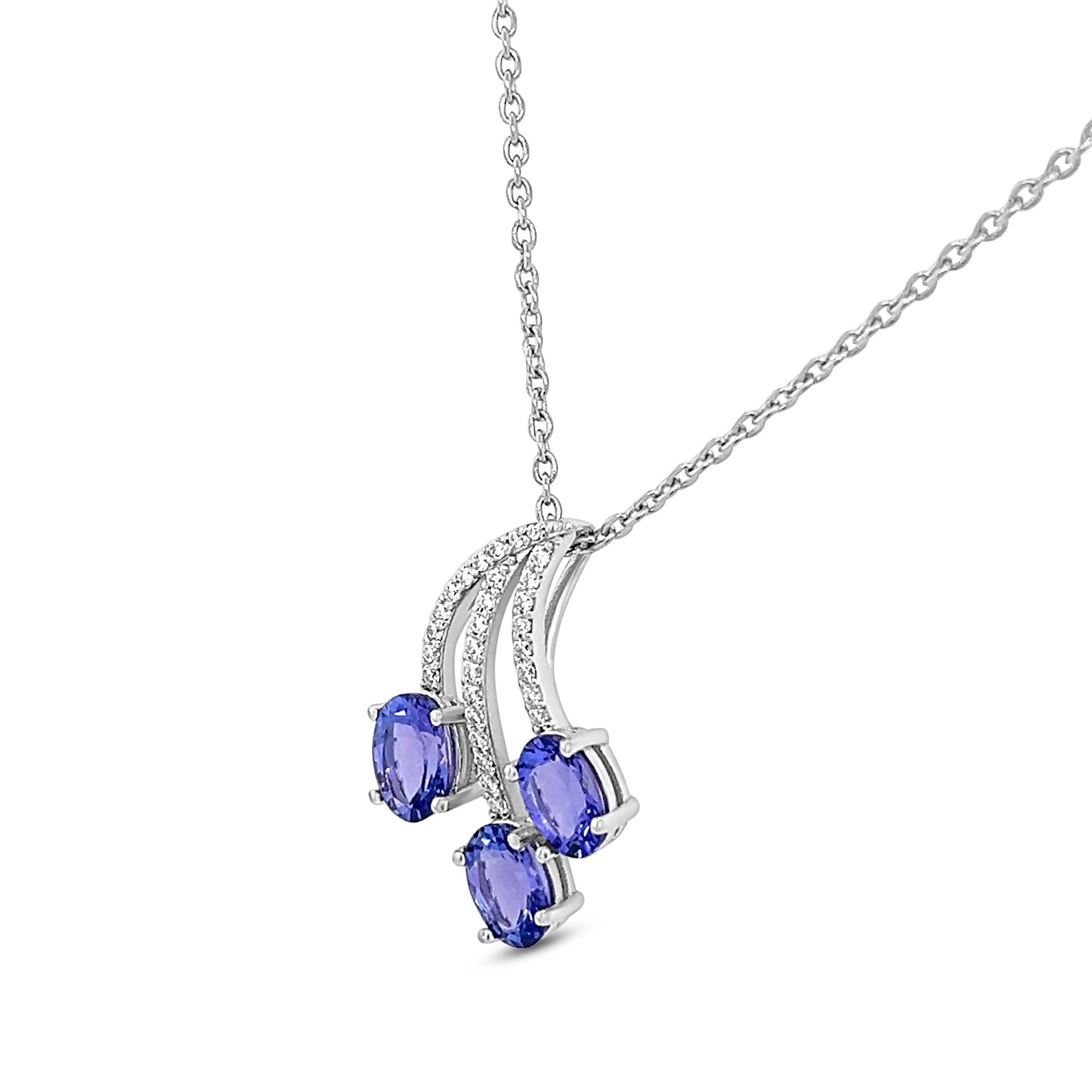 ♥ Welcome to Blue Star Gems Our Joyful and Meaningful Jewelry
At Blue Star Gems, we are passionate about providing joyful and statement jewelry for everyday wear. Our collection features popular engagement and wedding ring designs, from classic,