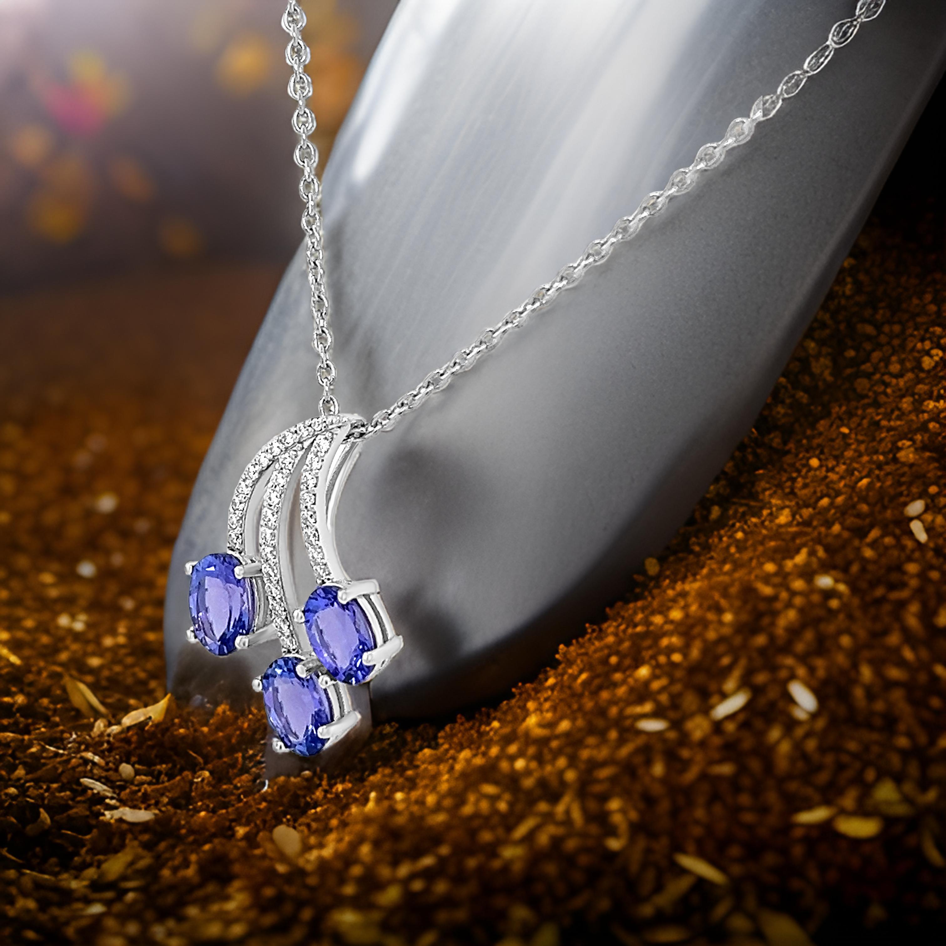 Oval Cut 925 Sterling Silver Natural Tanzanite Three Stone Bridal Pendant Necklace Gift For Sale