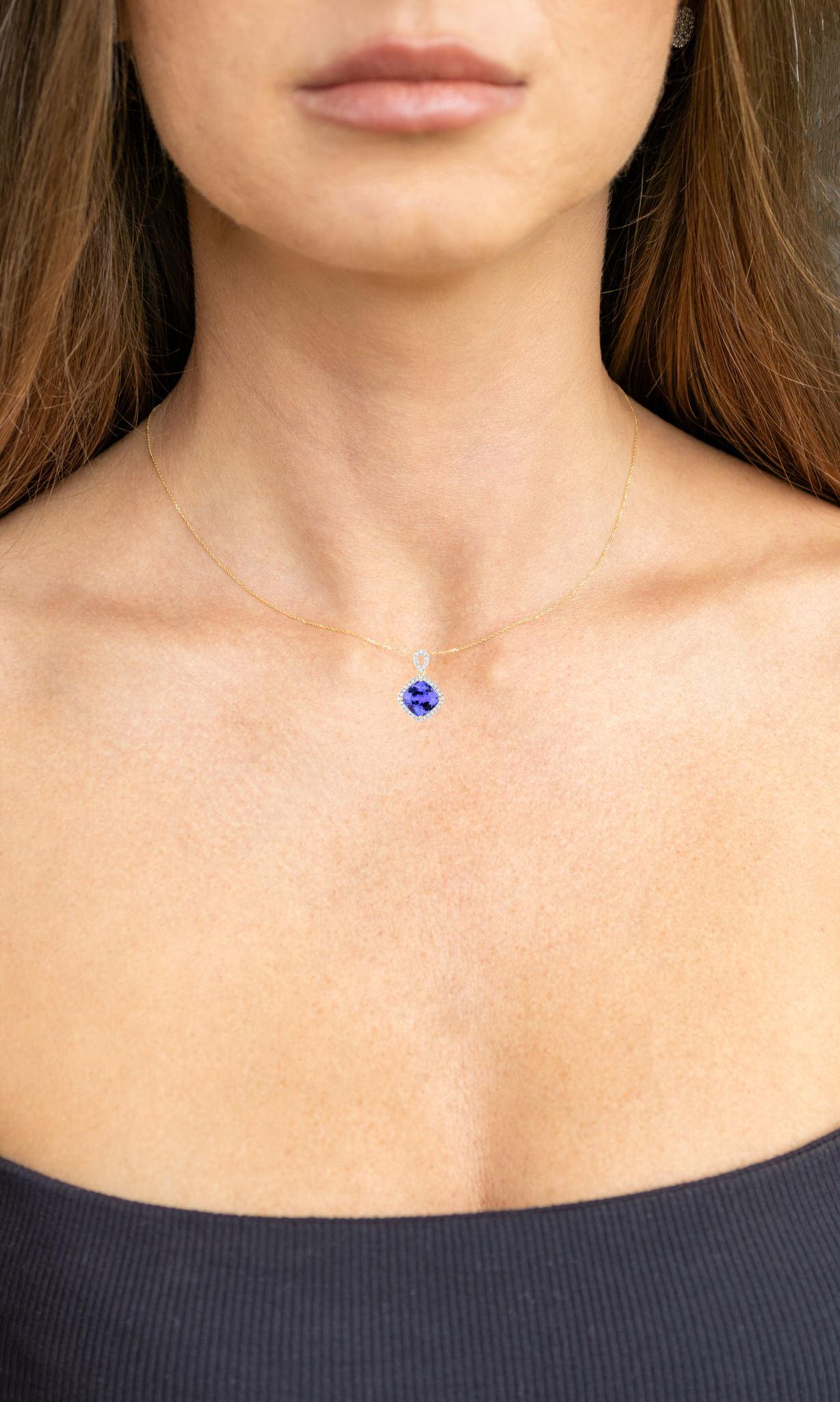 Contemporary Tanzanite Pendant Necklace Diamonds 2.53 Carats 14K Yellow Gold For Sale