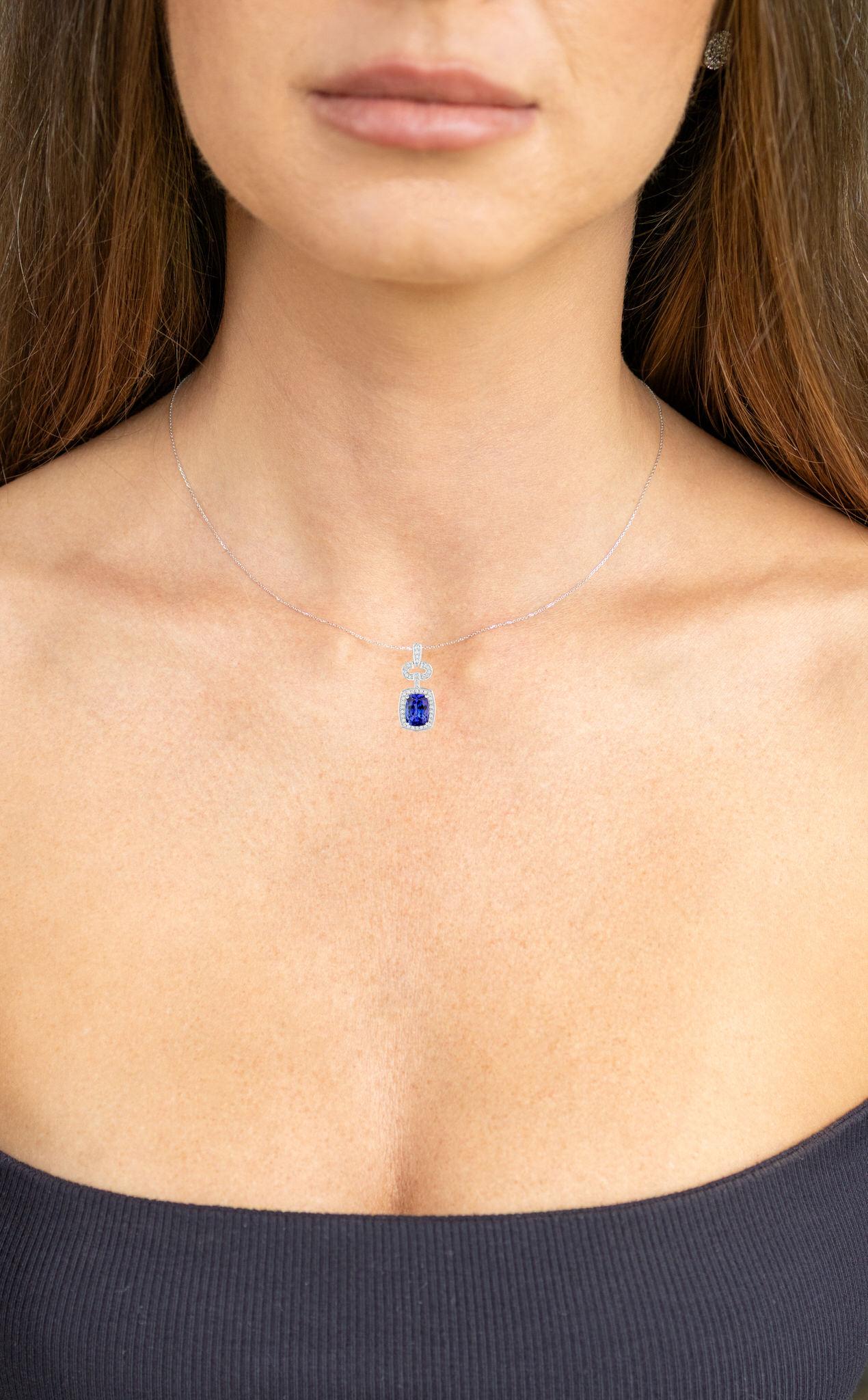 Contemporary Tanzanite Pendant Necklace Diamonds 2.62 Carats 14K White Gold For Sale