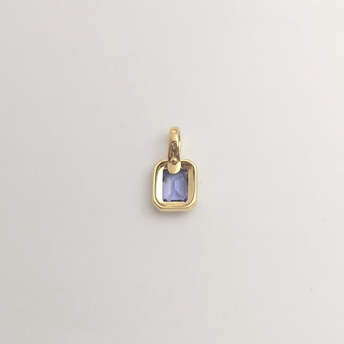 Pendentif en Tanzanite serti dans de l'or 18K Unisexe en vente