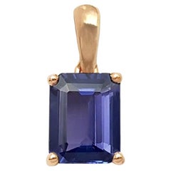 Tanzanite Pendant set in 18K Rose Gold Settings
