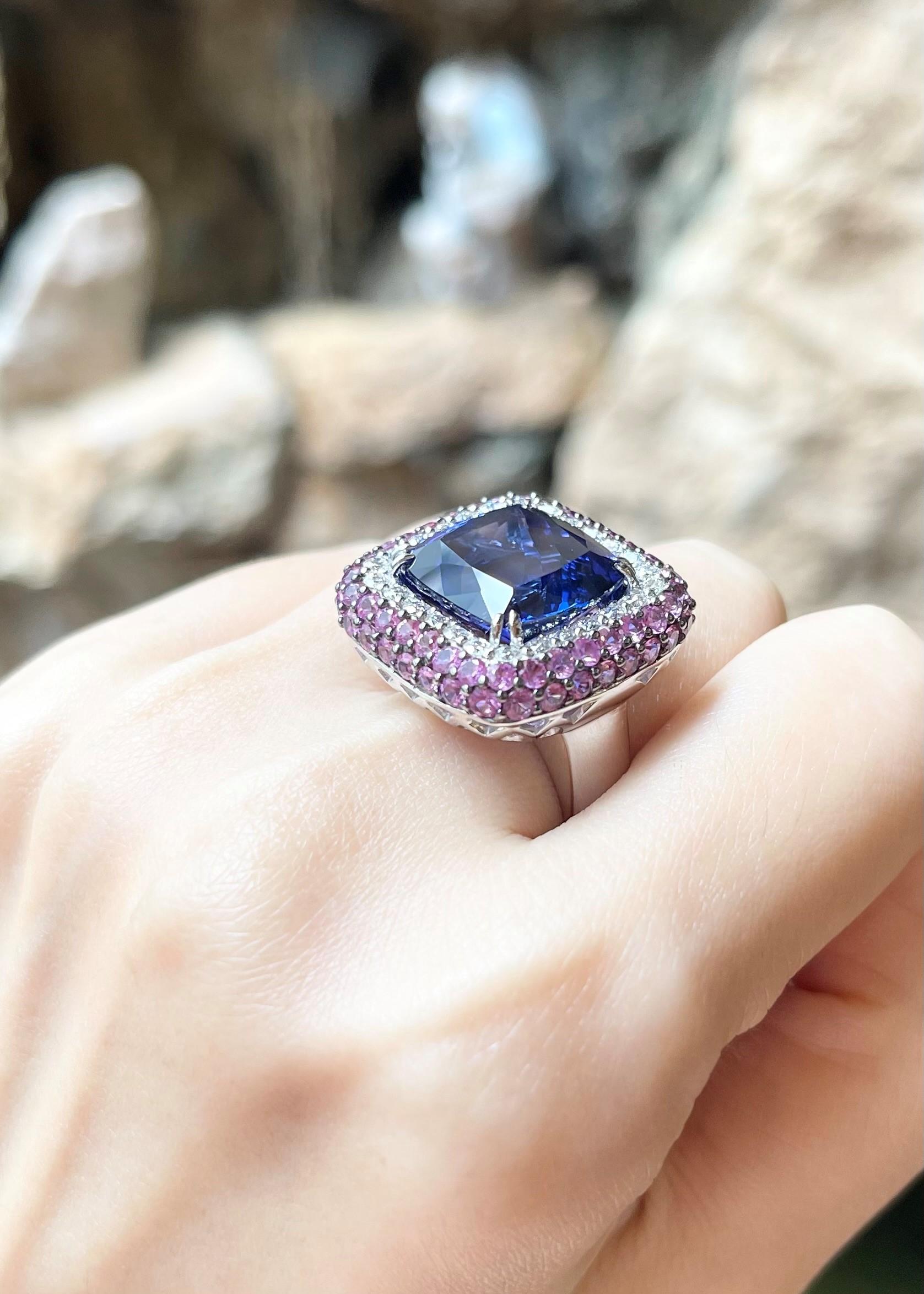 Tanzanite, Pink Sapphire and Diamond Ring set in 18K White Gold Settings For Sale 1