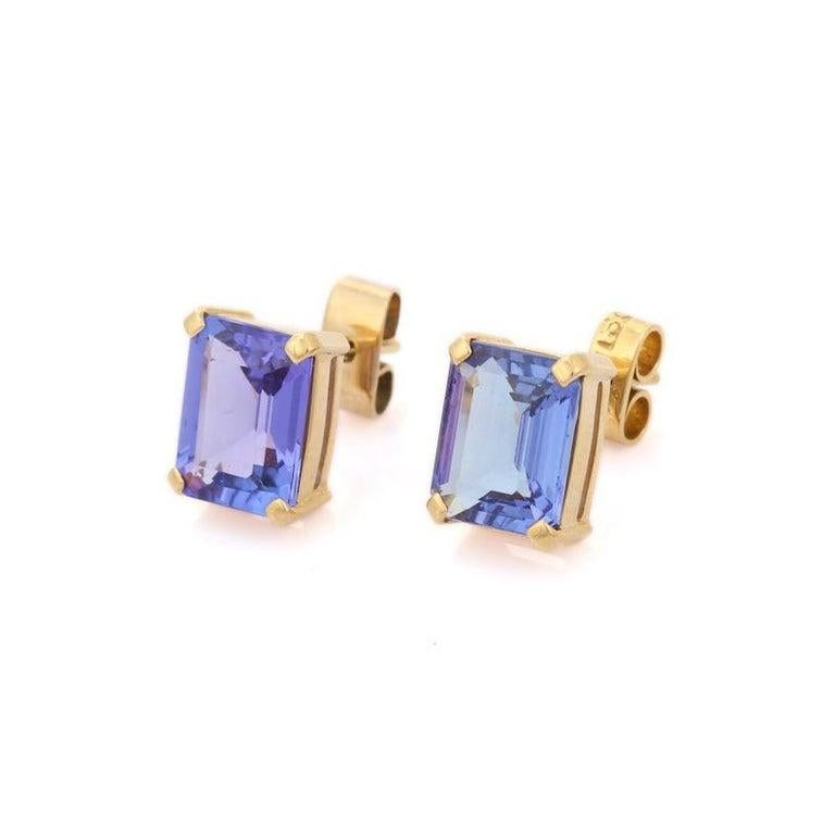Women's Tanzanite Push Back Earrings in 18kt Solid Yellow Gold For Sale