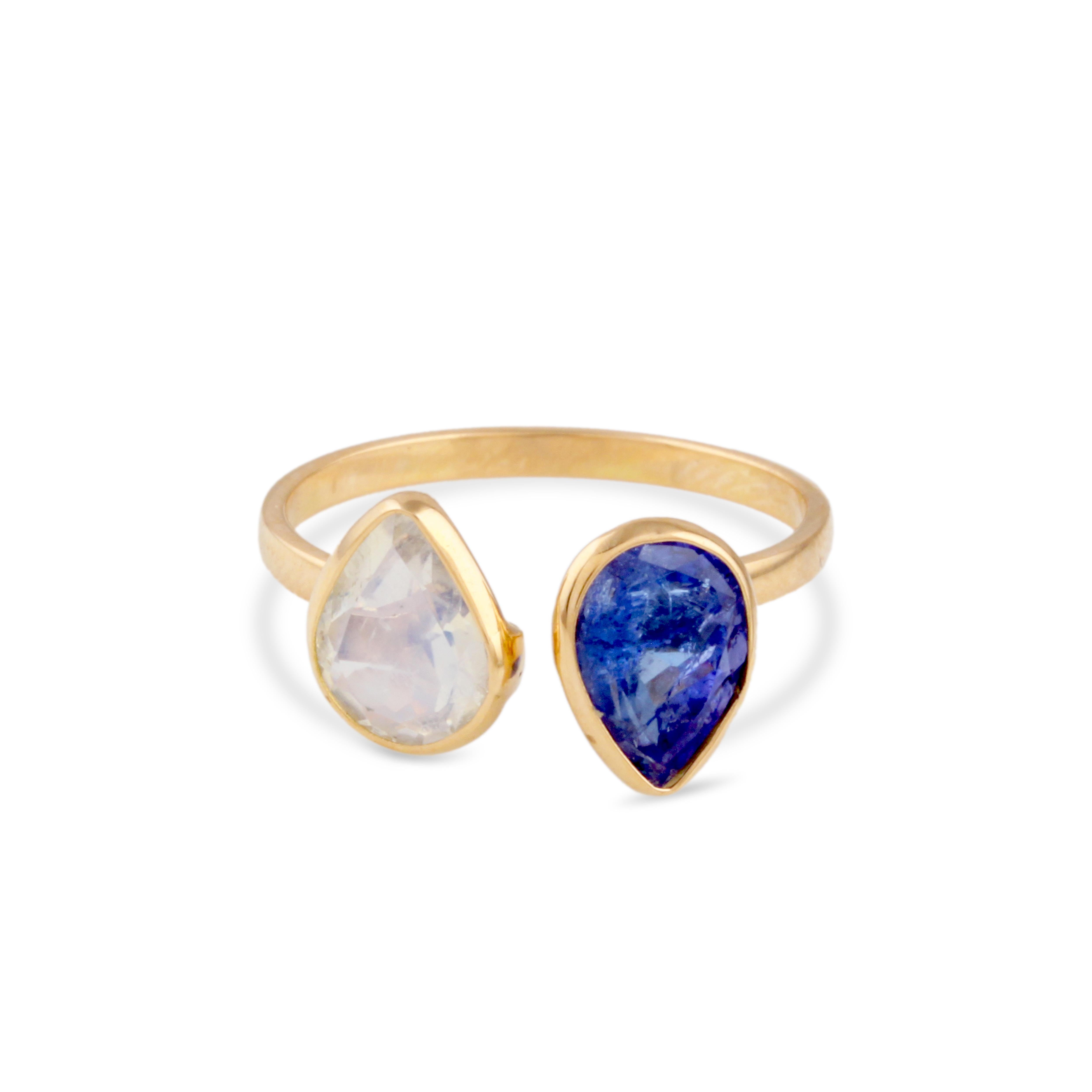La bague Tresor Beautiful Ring contient 2.12 carats de pierres précieuses. Les bagues sont une ode à la beauté luxueuse et classique, avec des pierres précieuses étincelantes et des teintes féminines. Leur design contemporain et moderne les rend