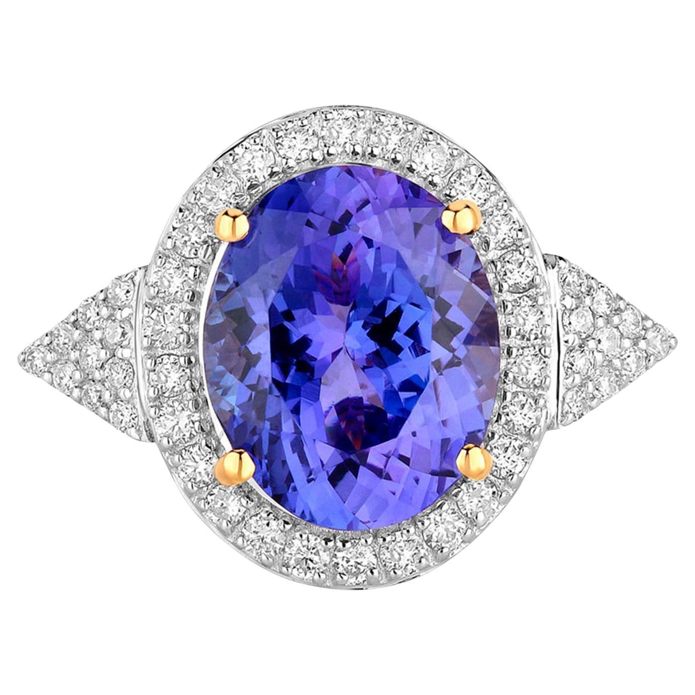 Tanzanite Ring Diamonds 4.12 Carats 14K Yellow Gold For Sale