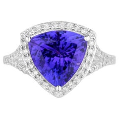 Bague tanzanite 4,4 carats en or blanc 14 carats