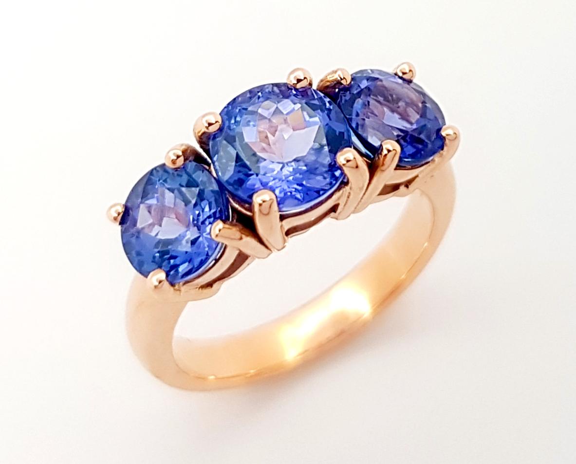 Tanzanite Ring set in 18K Rose Gold Settings For Sale 6