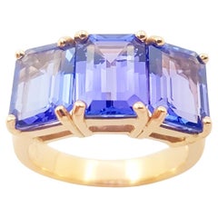 Bague en tanzanite sertie en or rose 18 carats