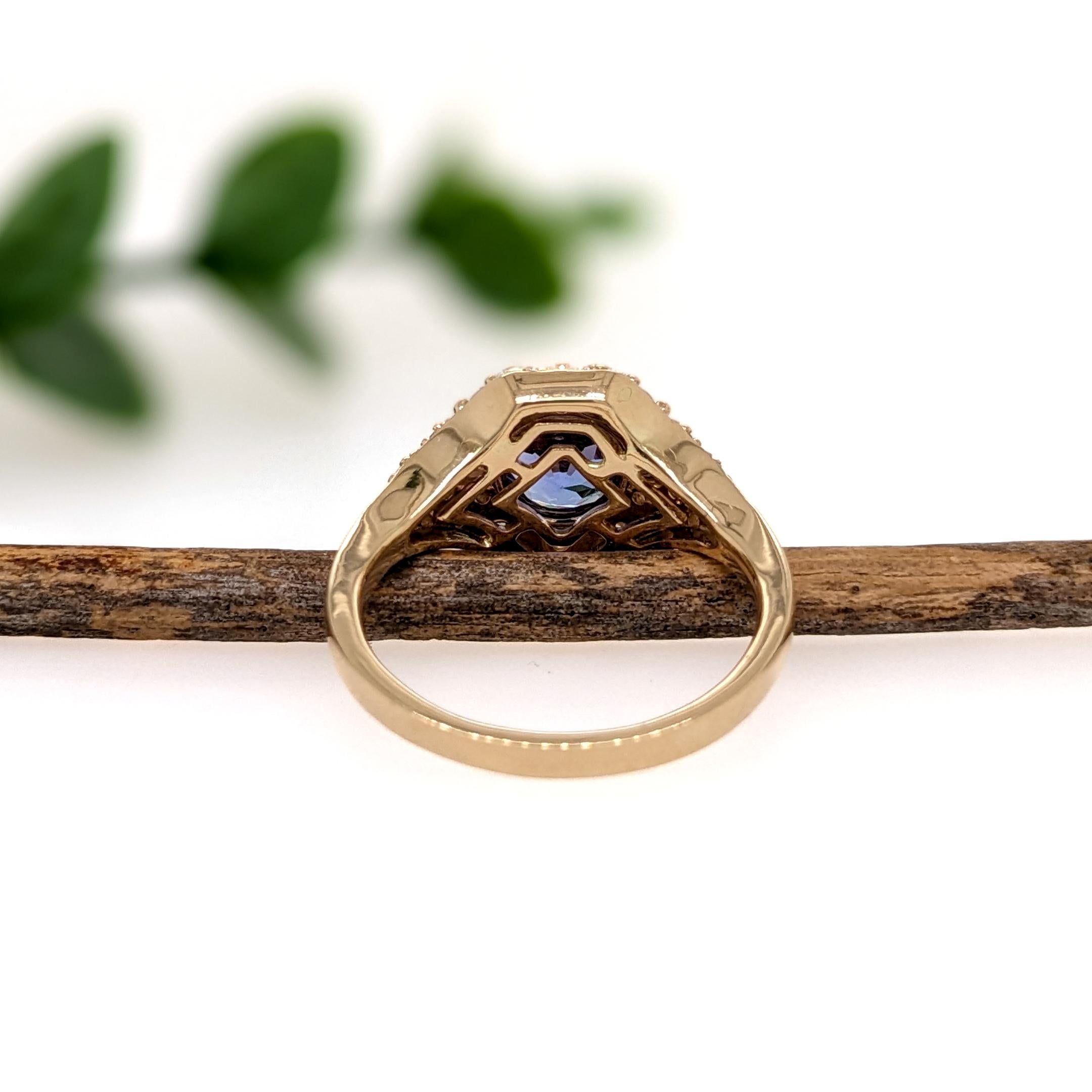Round Cut Tanzanite Ring w Earth Mined Diamonds in Solid 14K Yellow Gold Round 6mm For Sale