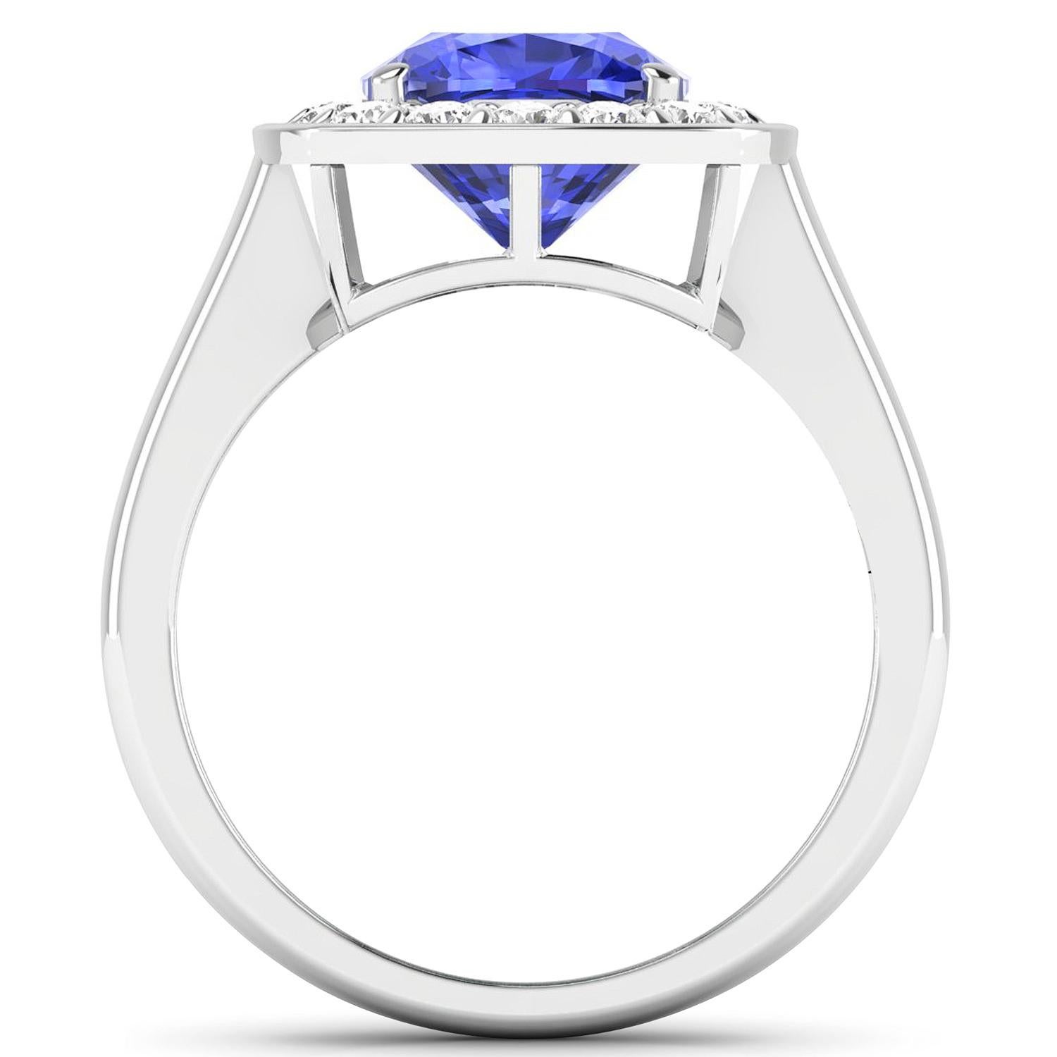 Tanzanite Ring With Diamonds 2.58 Carats 14K White Gold In Excellent Condition For Sale In Aliso Viejo, CA