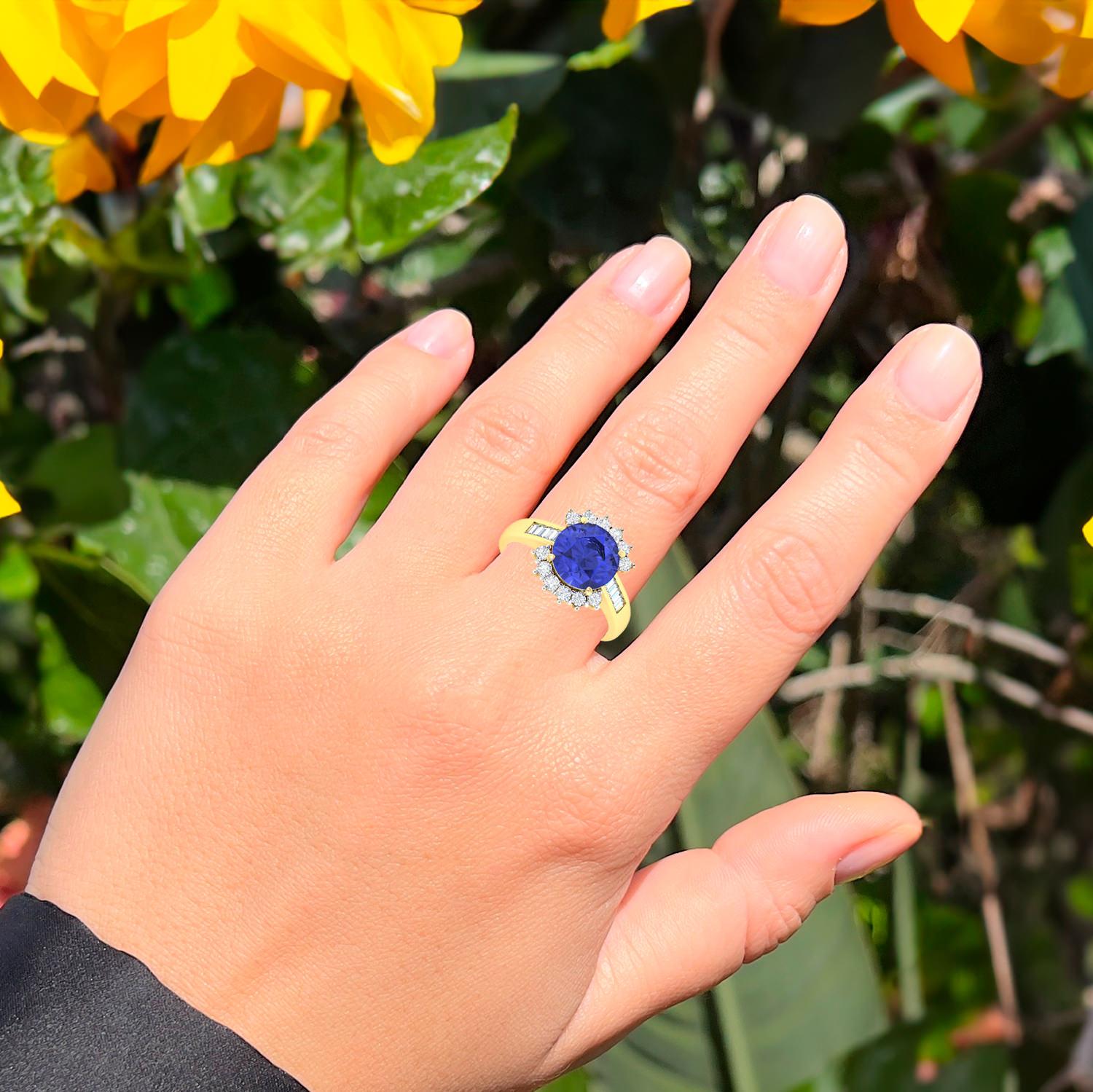 Contemporary Tanzanite Ring With Diamonds 4.18 Carats 14K Yellow Gold For Sale