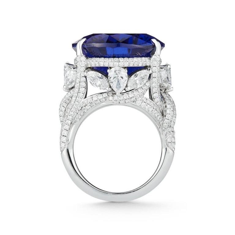 Modern Tanzanite Ring with Diamonds For Sale