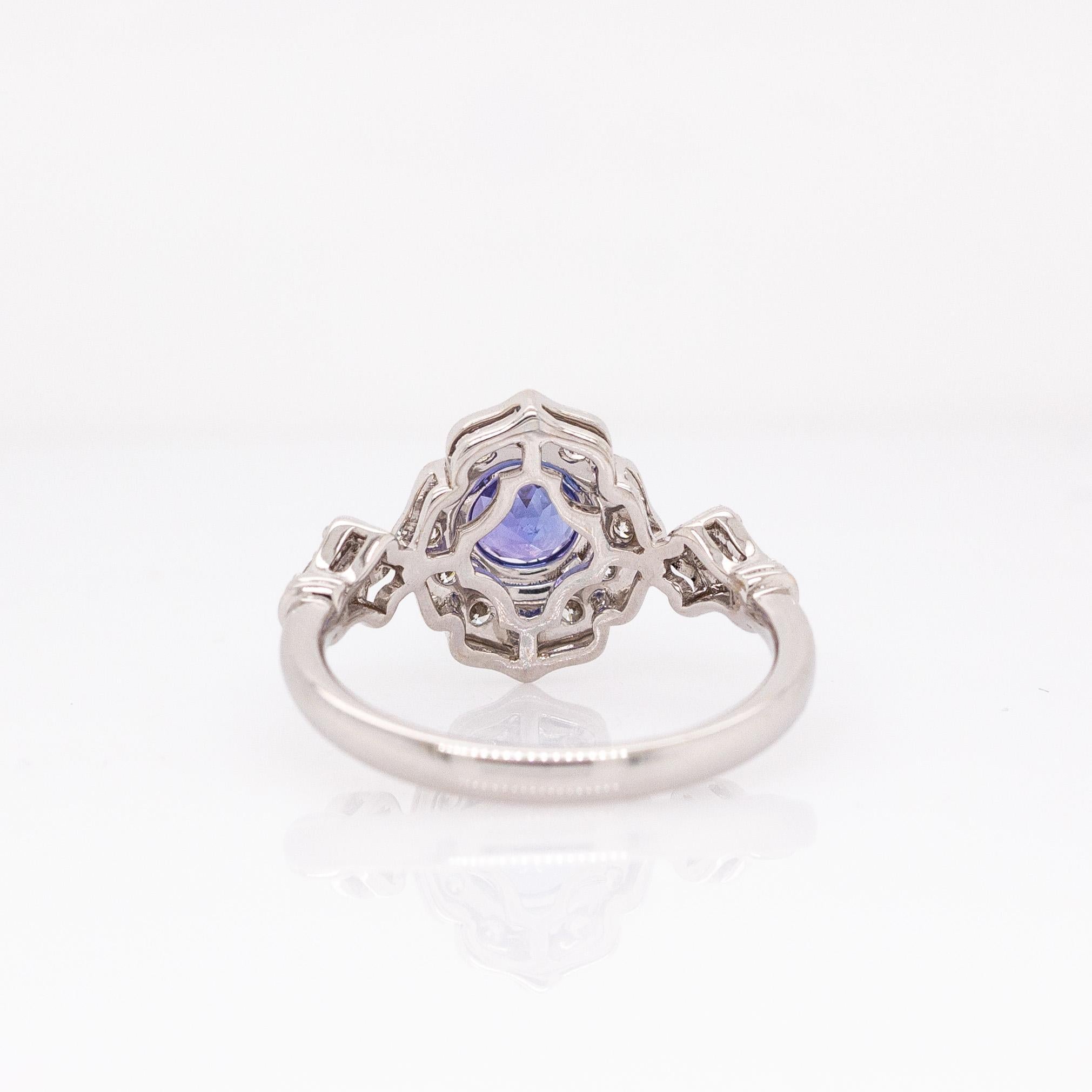 Donna Anello con tanzanite e diamanti estratti dalla terra: oro bianco massiccio 14k, rotondo 5mm in vendita