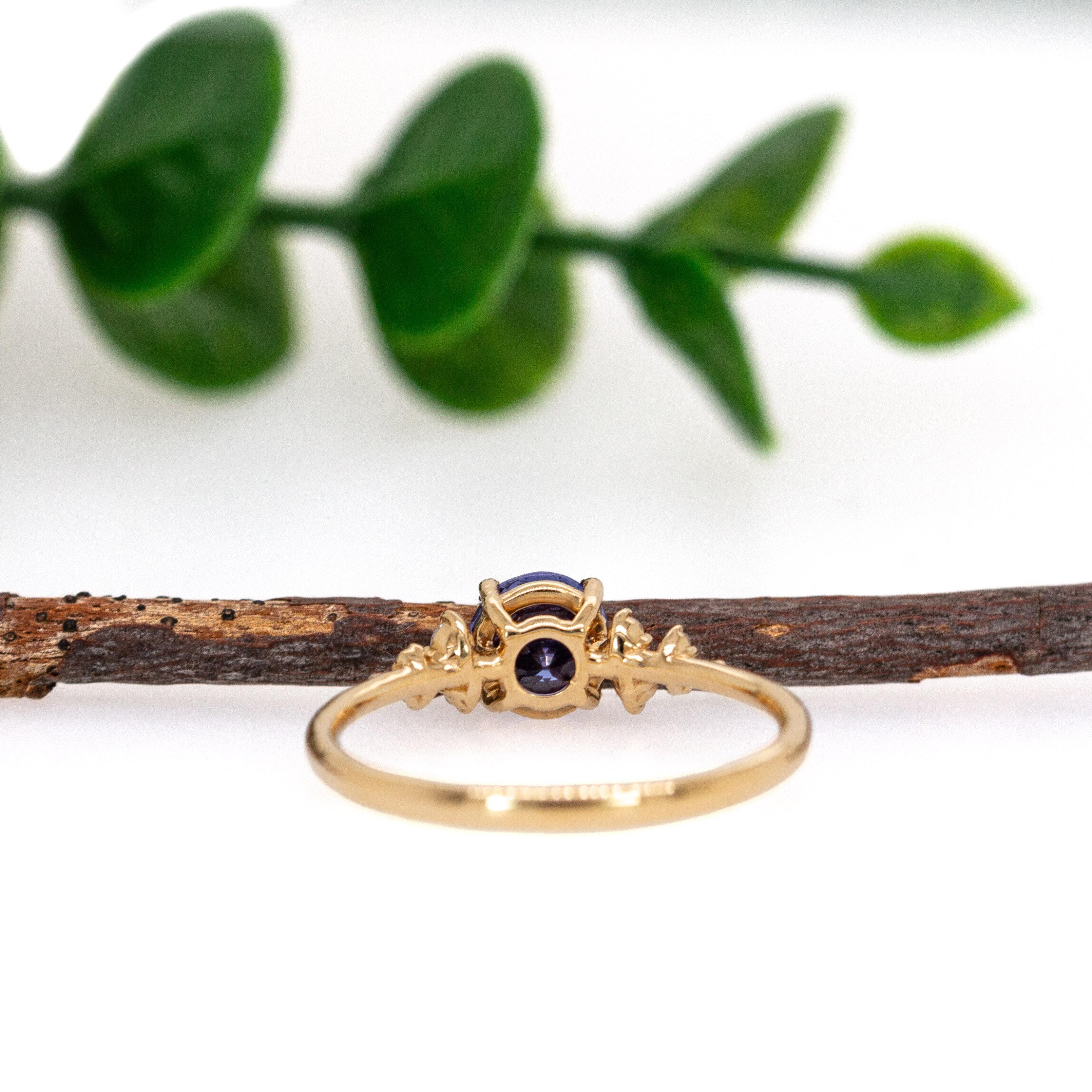 Women's Tanzanite Ring with Natural Diamonds in 14K Solid Gold  Round 5.6mm For Sale