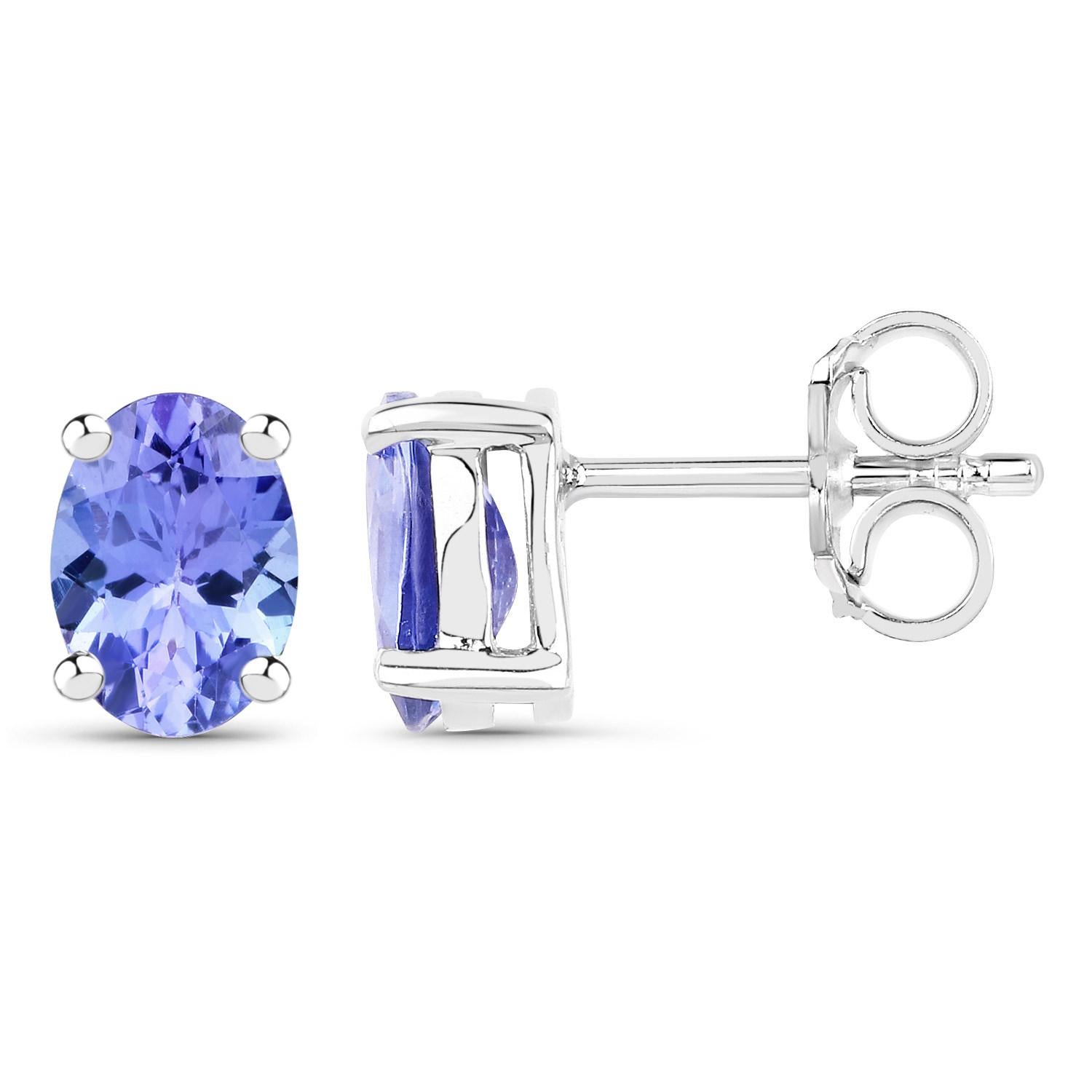 Orecchini solitari di tanzanite 1,4 carati in argento placcato in rodio In condizioni ottime in vendita a Punta Gorda, FL