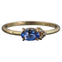 Tansanit Stapelbarer Ring aus 14k Gold. 