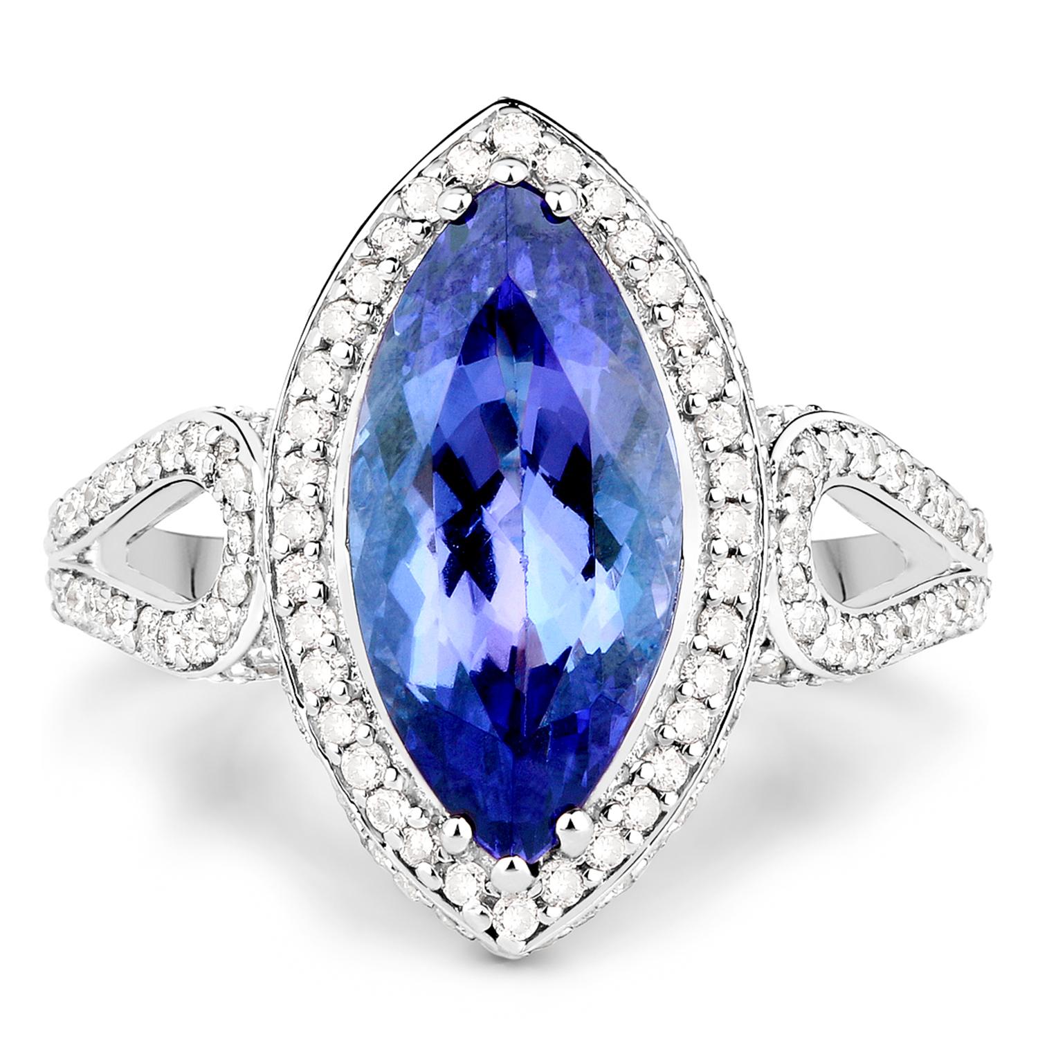 Women's or Men's Tanzanite Statement Ring Diamond Settings 4.8 Carats Total 14K Gold For Sale