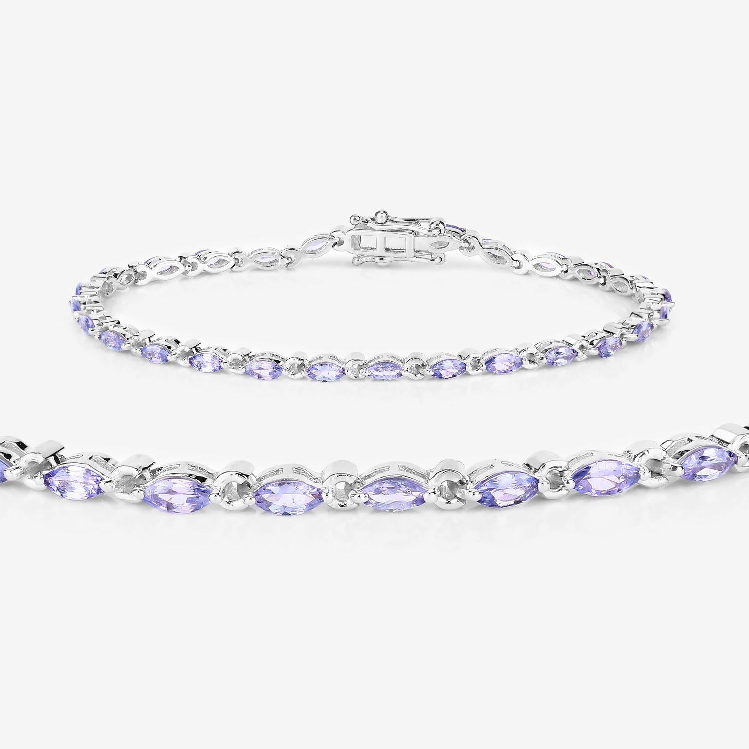 Taille Marquise Tanzanite Tennis Bracelet 3.75 Carats Sterling Silver en vente