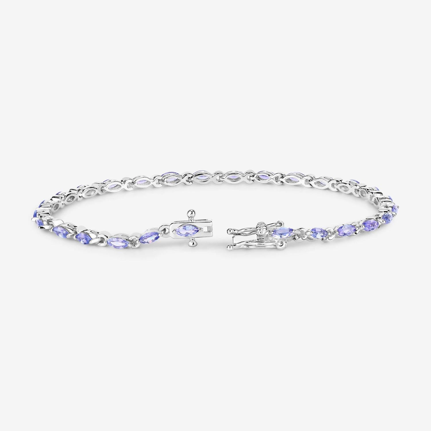 Tanzanite Tennis Bracelet 3.75 Carats Sterling Silver Excellent état - En vente à Aliso Viejo, CA