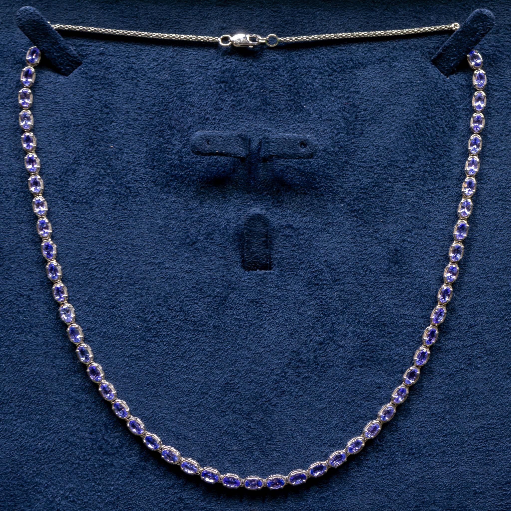 It comes with the Gemological Appraisal by GIA GG/AJP
All Gemstones are Natural
53 Tanzanites = 10.00 Carats
Clasp: Lobster Claw
Metal: Sterling Silver
Length: 18 Inches