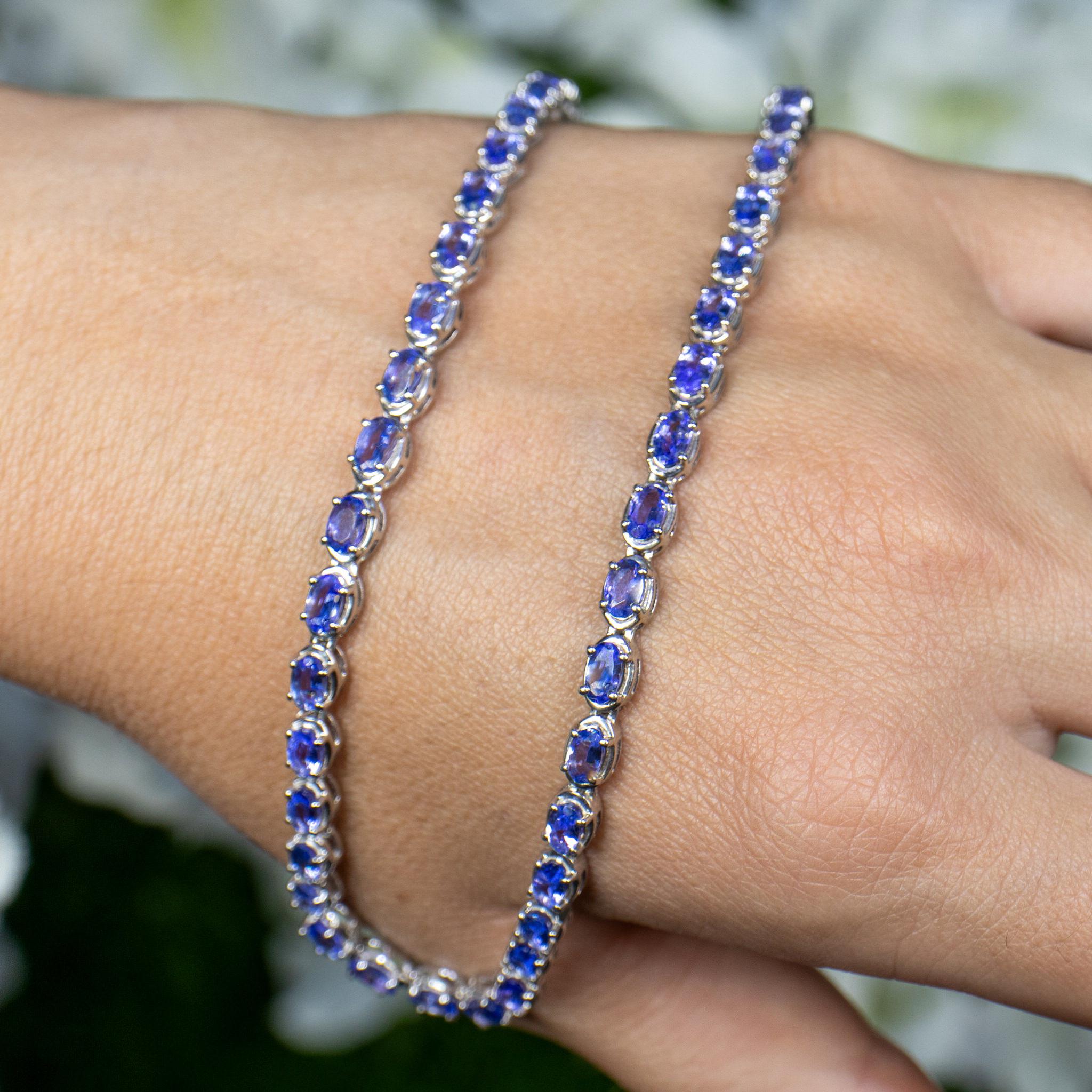 Women's or Men's Tanzanite Tennis Necklace 10 Carats Sterling Silver For Sale