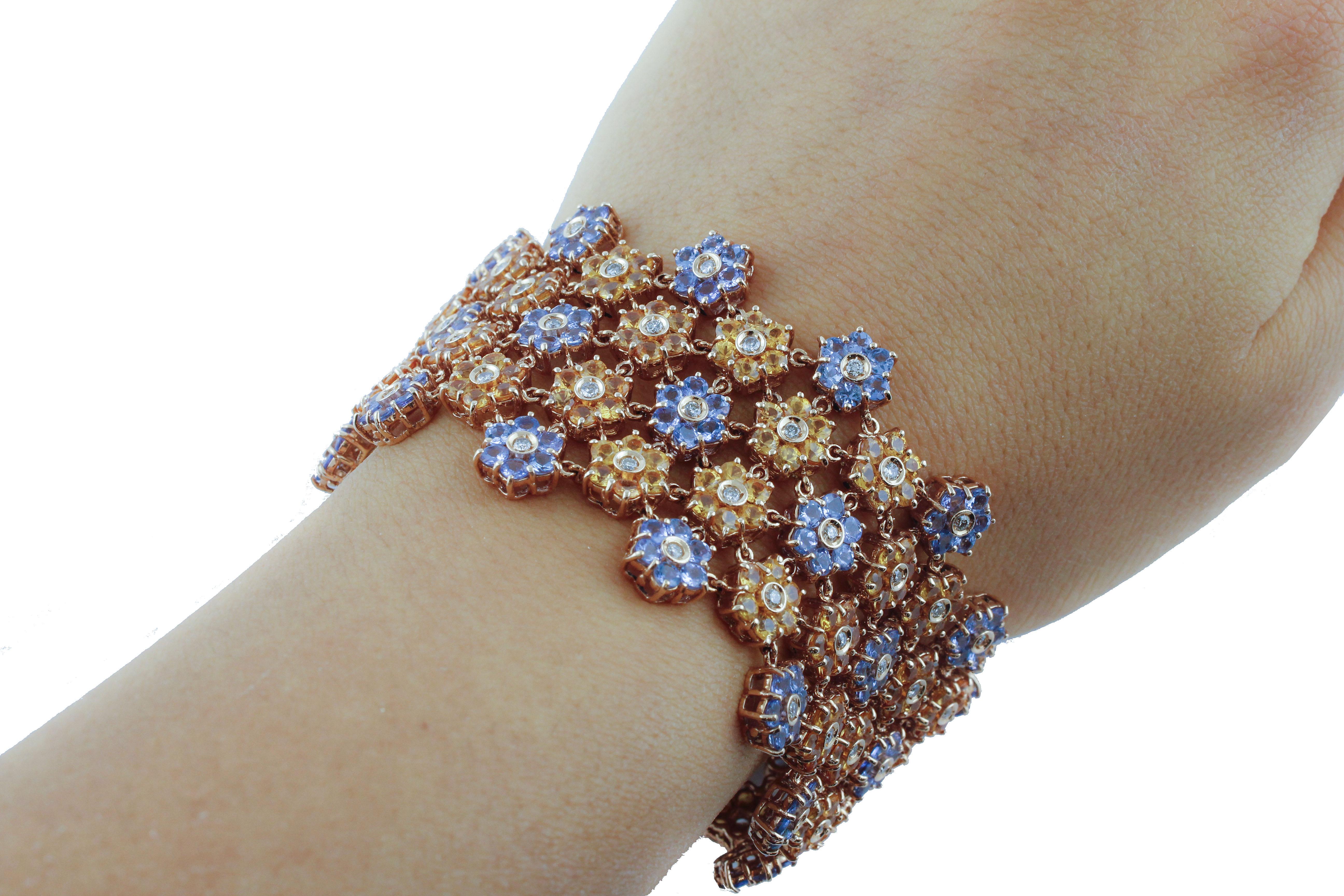 Tansanit Topas Roségold Gliederarmband mit kleinen Blumen im Angebot 1