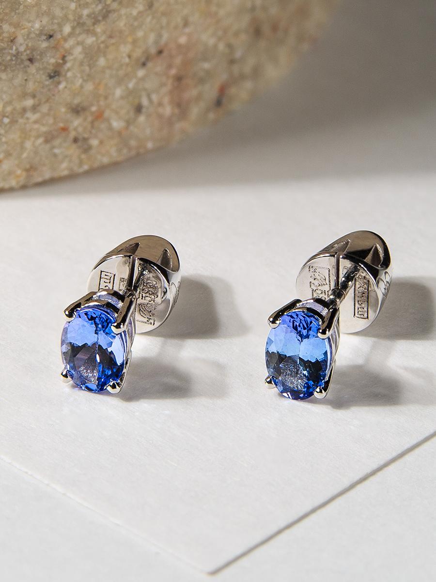 Tanzanite White Gold Earrings Studs Blue Natural Minimalism For Sale 1
